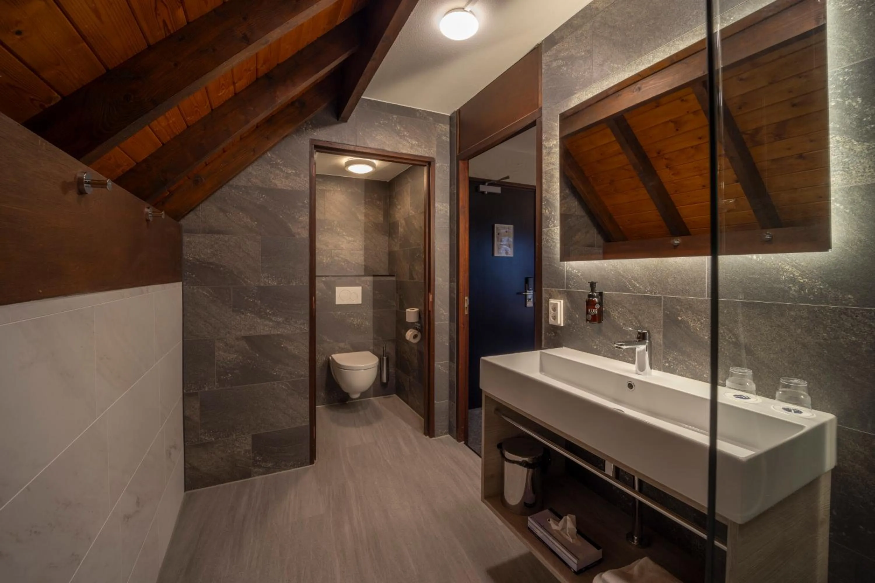 Bathroom in Fletcher Hotel-Restaurant de Witte Brug