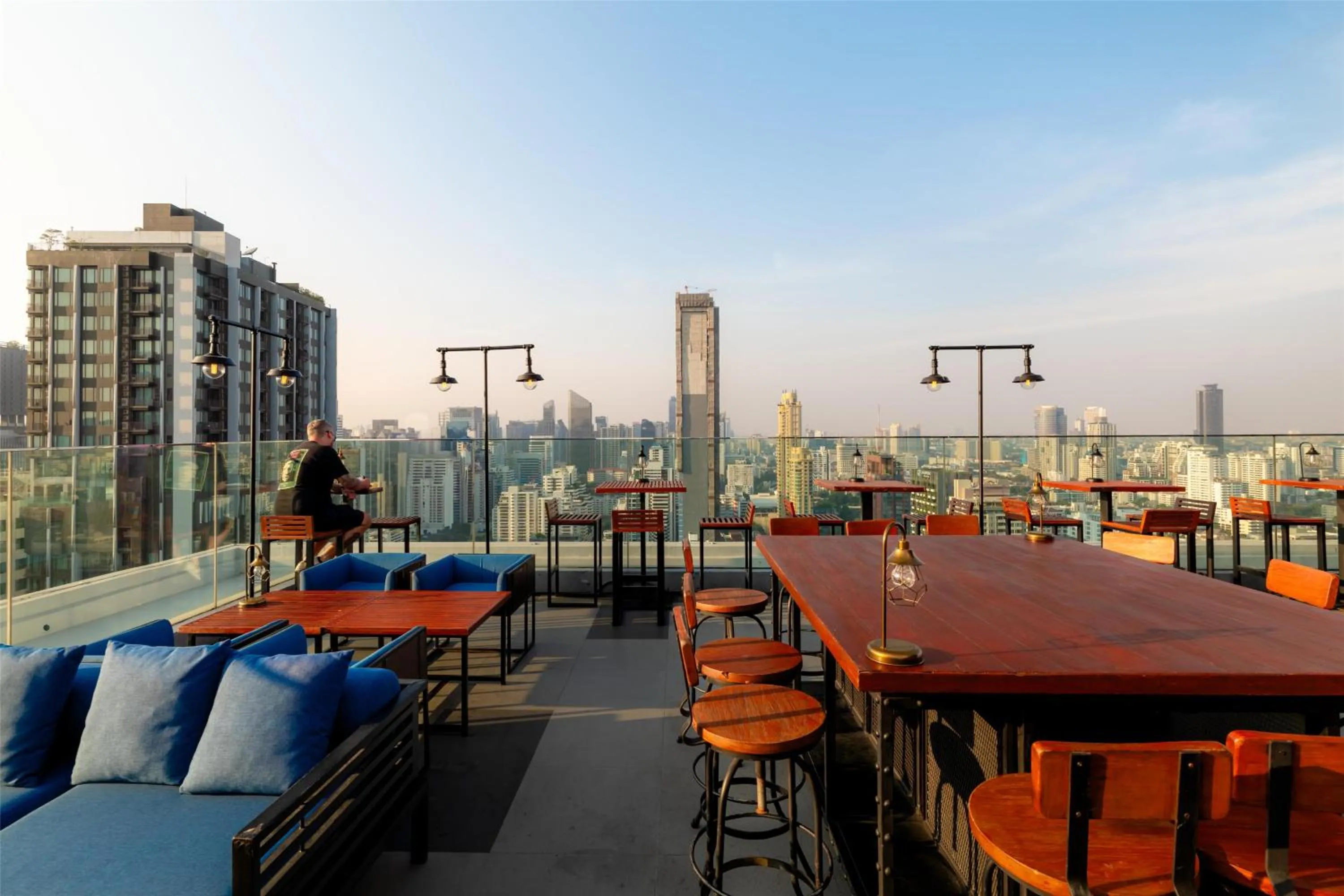 Restaurant/places to eat in Radisson Blu Plaza Bangkok