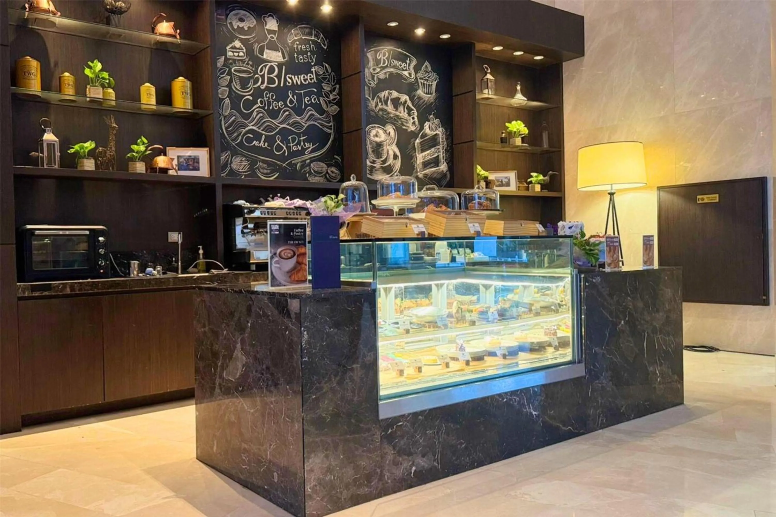 Restaurant/places to eat in Radisson Blu Plaza Bangkok