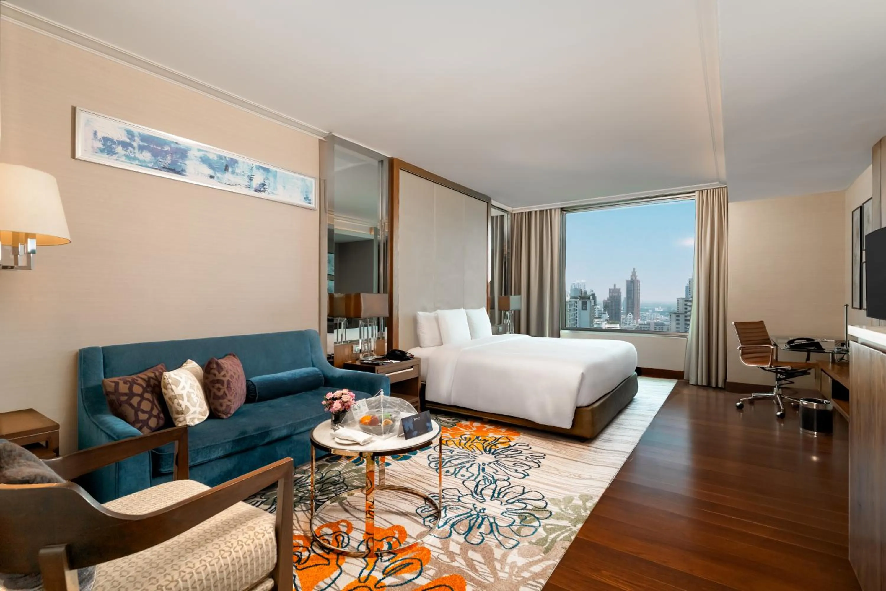 Bedroom, Bed in Radisson Blu Plaza Bangkok