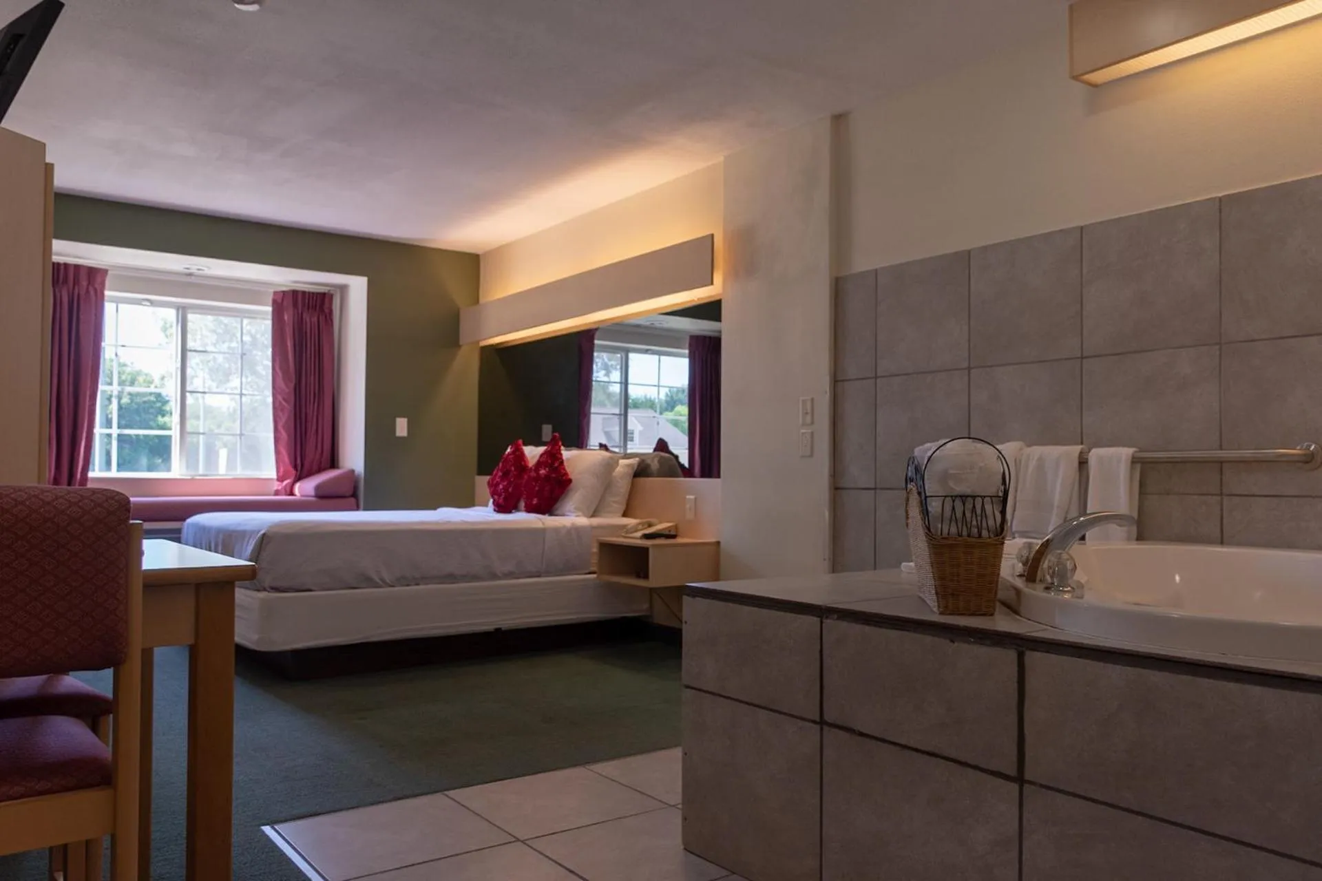 Bed in Mariner's Village Resort