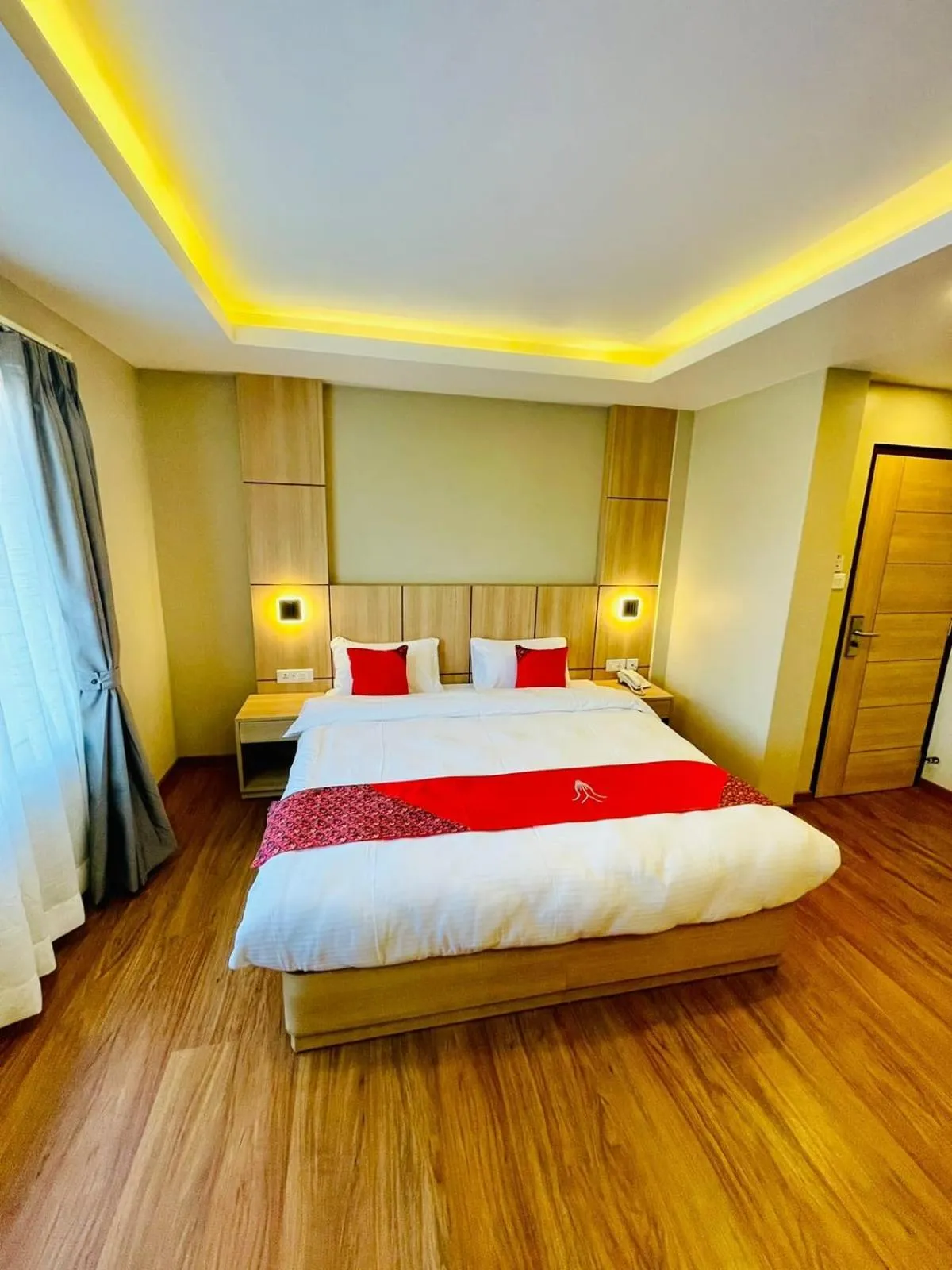 Photo of the whole room, Bed in Hotel Aerocity