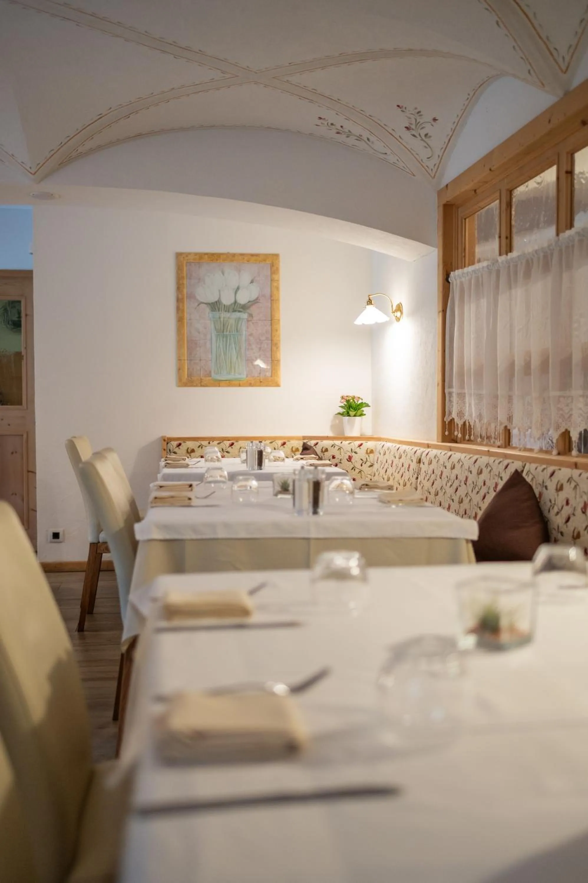 Restaurant/places to eat in Hotel Lago della Creta