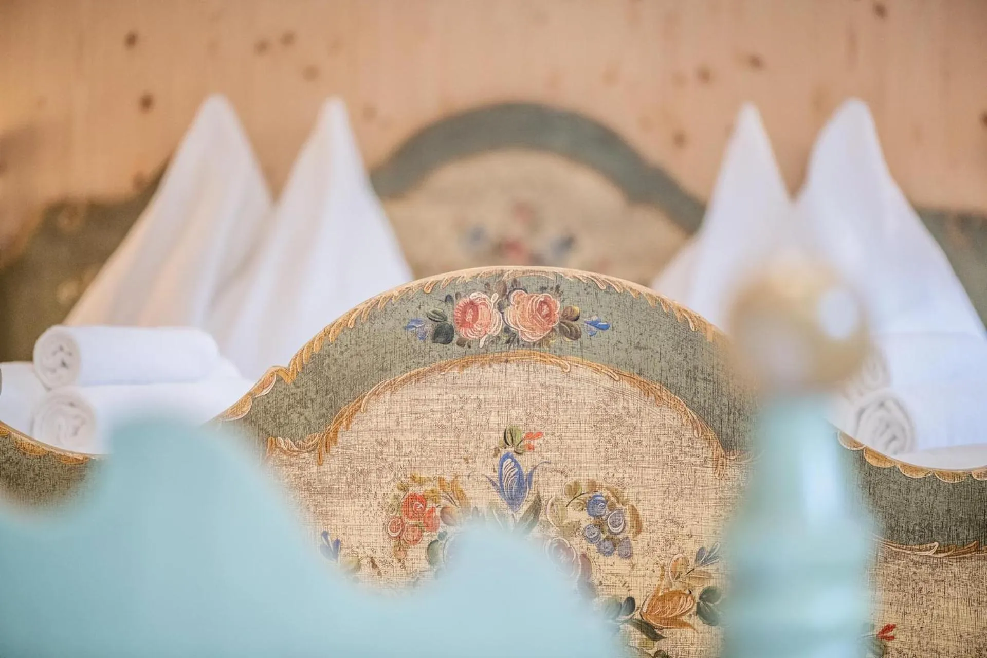 Decorative detail in Hotel Lago della Creta