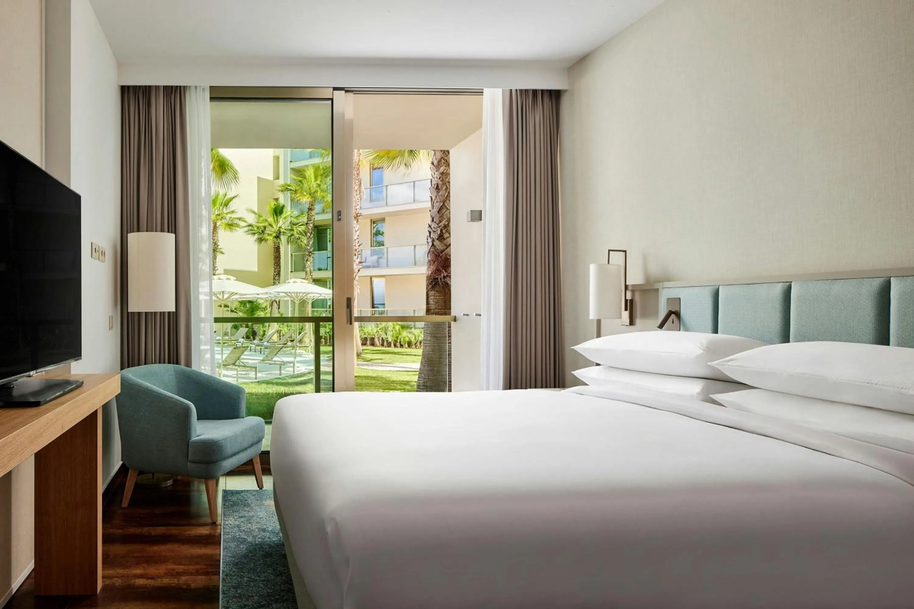 Photo of the whole room, Bed in Marriott Residences Salgados Resort, Algarve