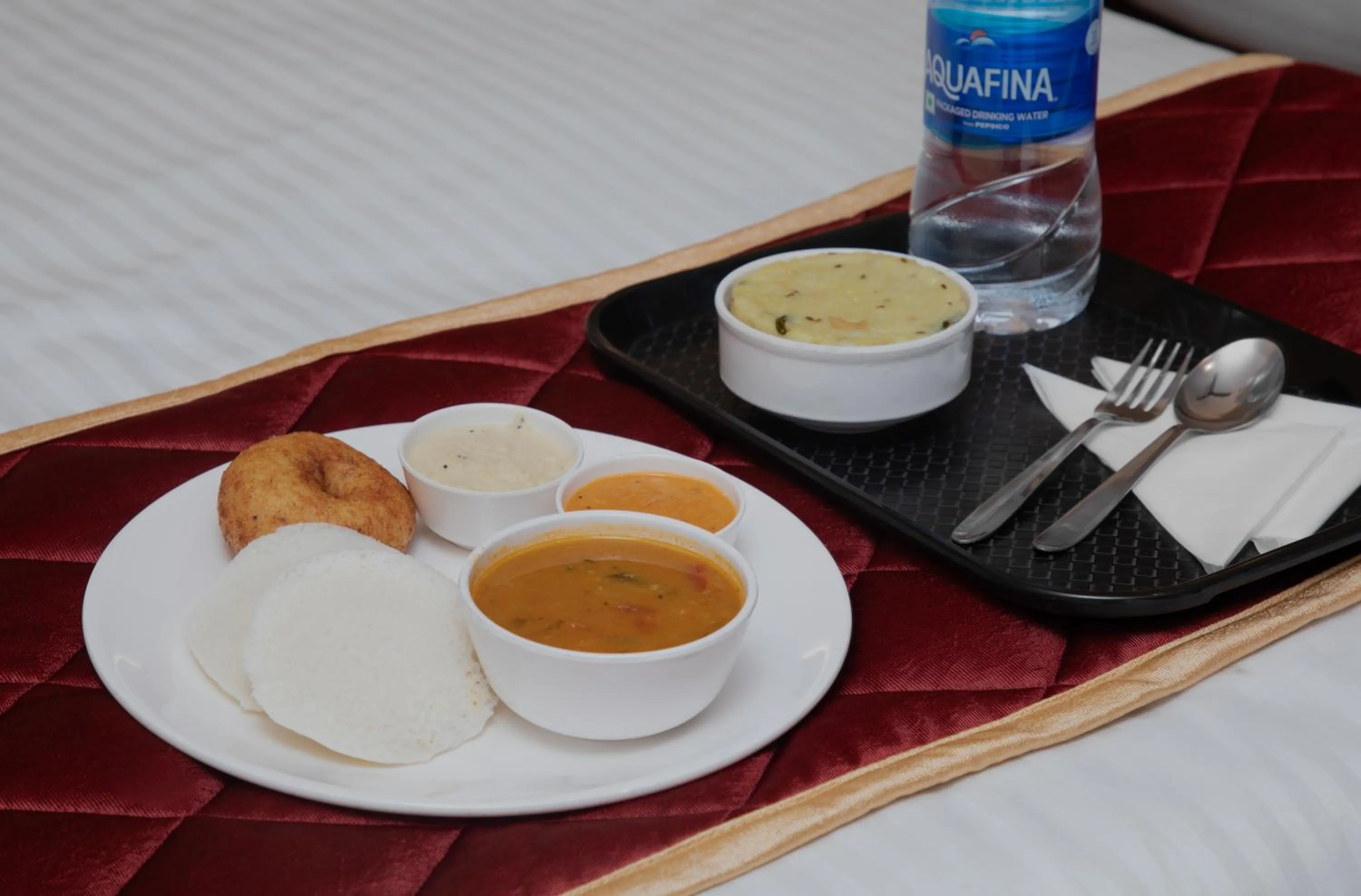 Food and drinks in SUPREME STAY