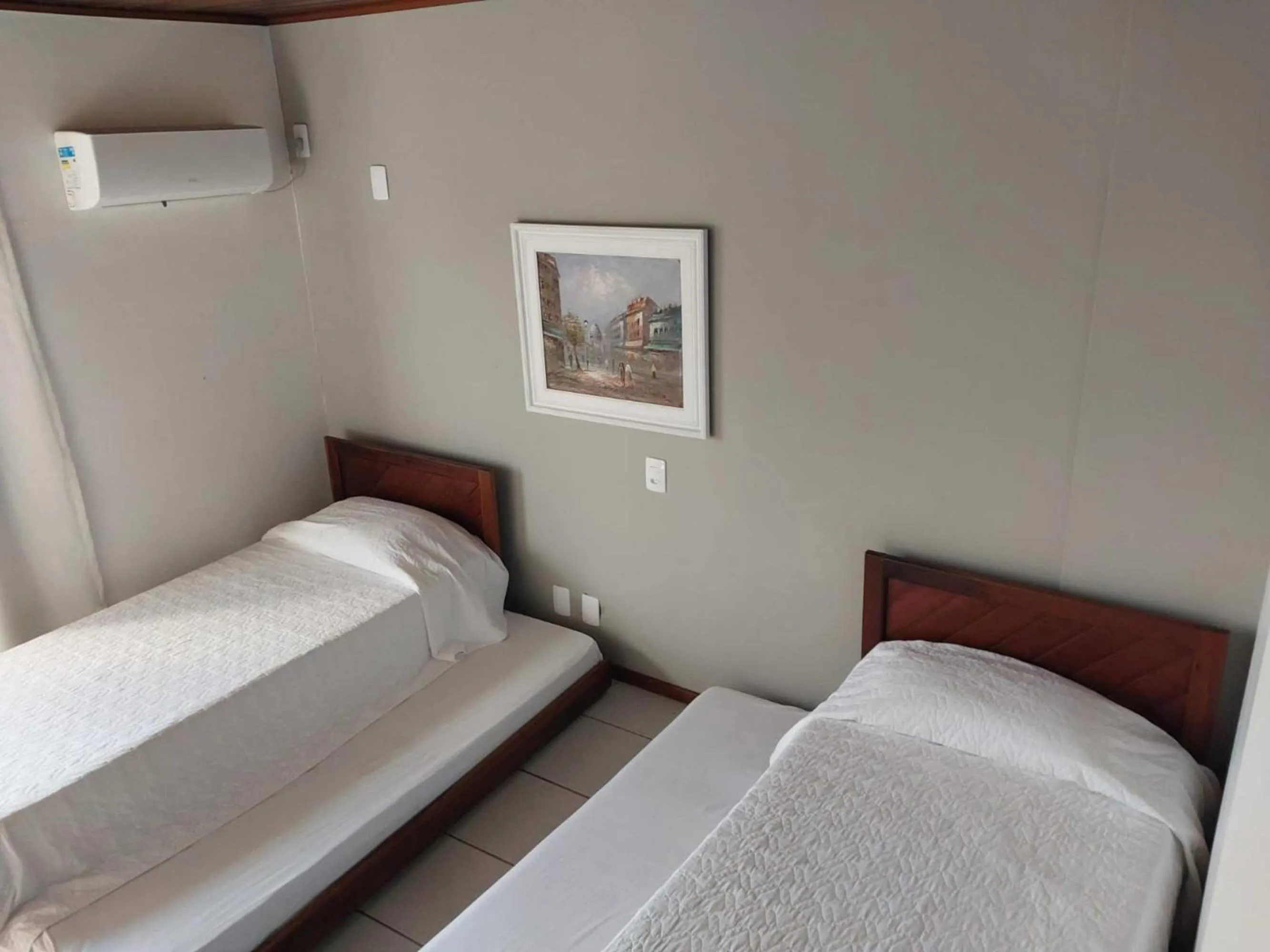 Property building, Bed in Flamboyant Hotel