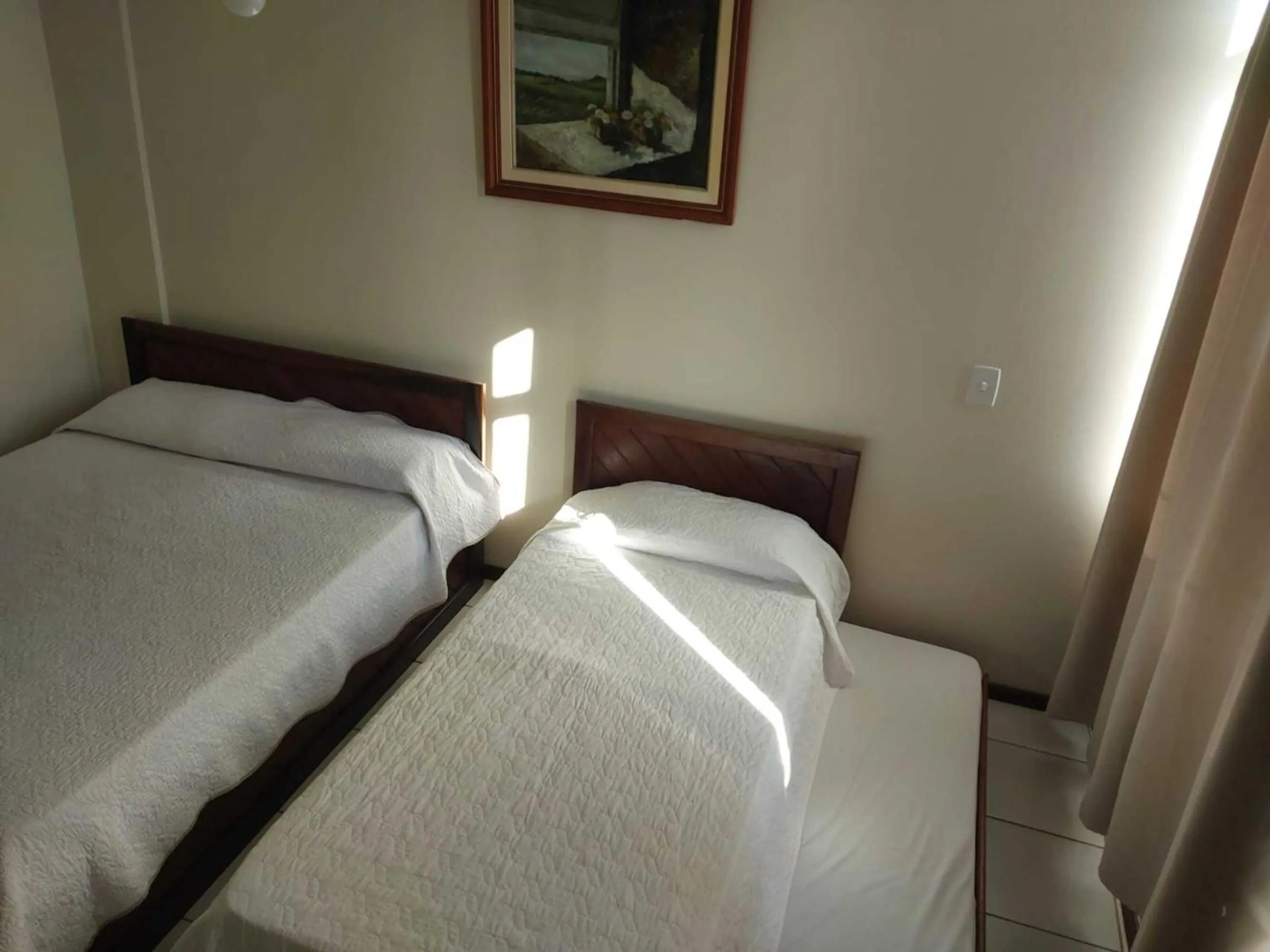 Property building, Bed in Flamboyant Hotel