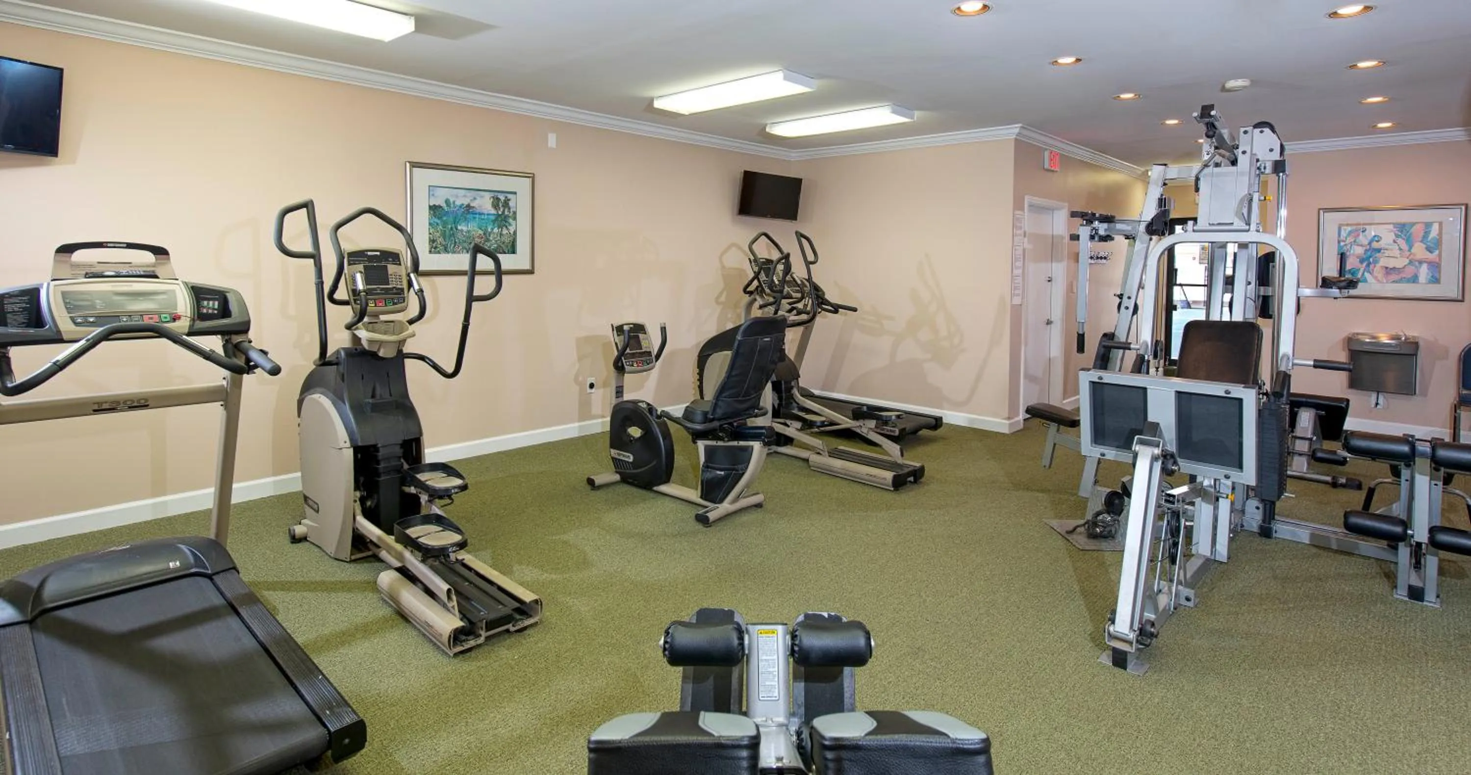 Fitness centre/facilities in Sands Beach Club