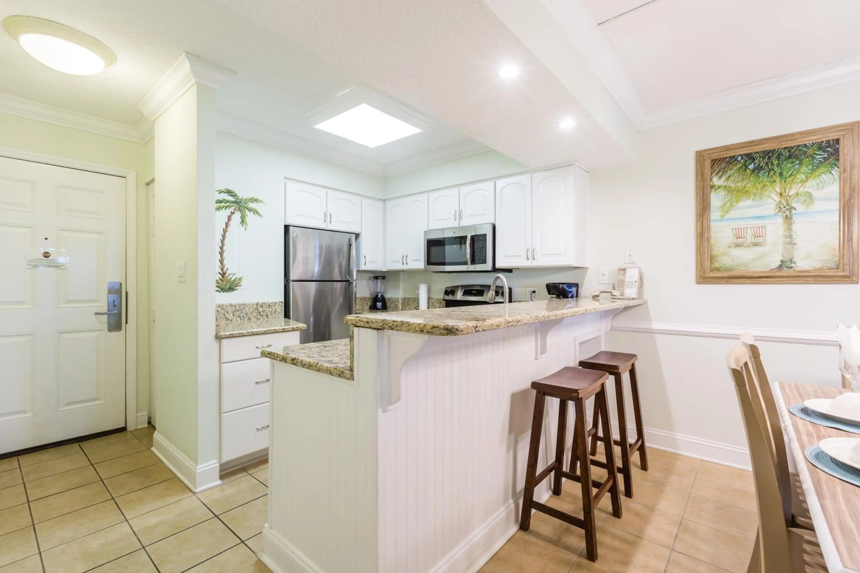 Kitchen or kitchenette in Sands Beach Club