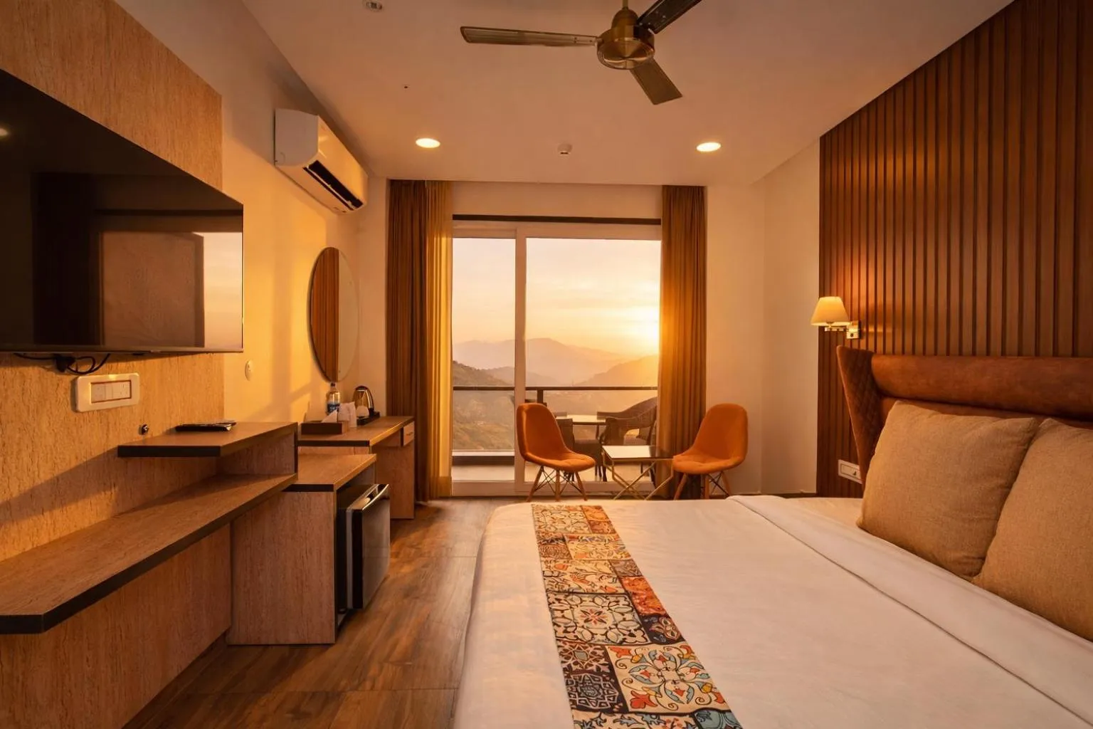 Bedroom, Bed in AH Grand Villa - Hotel Near Dalai Lama Temple