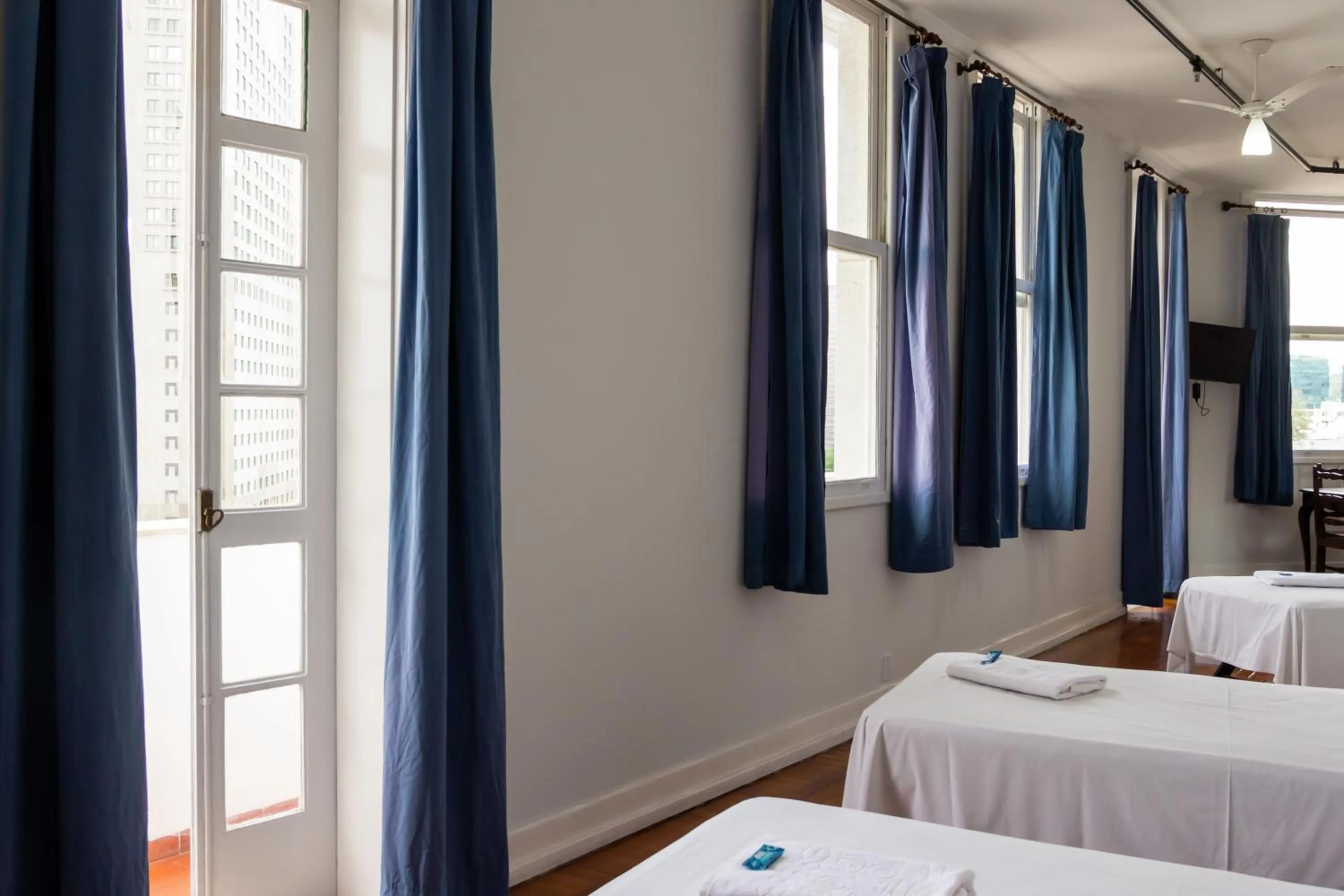 Bed in Hotel Carioca