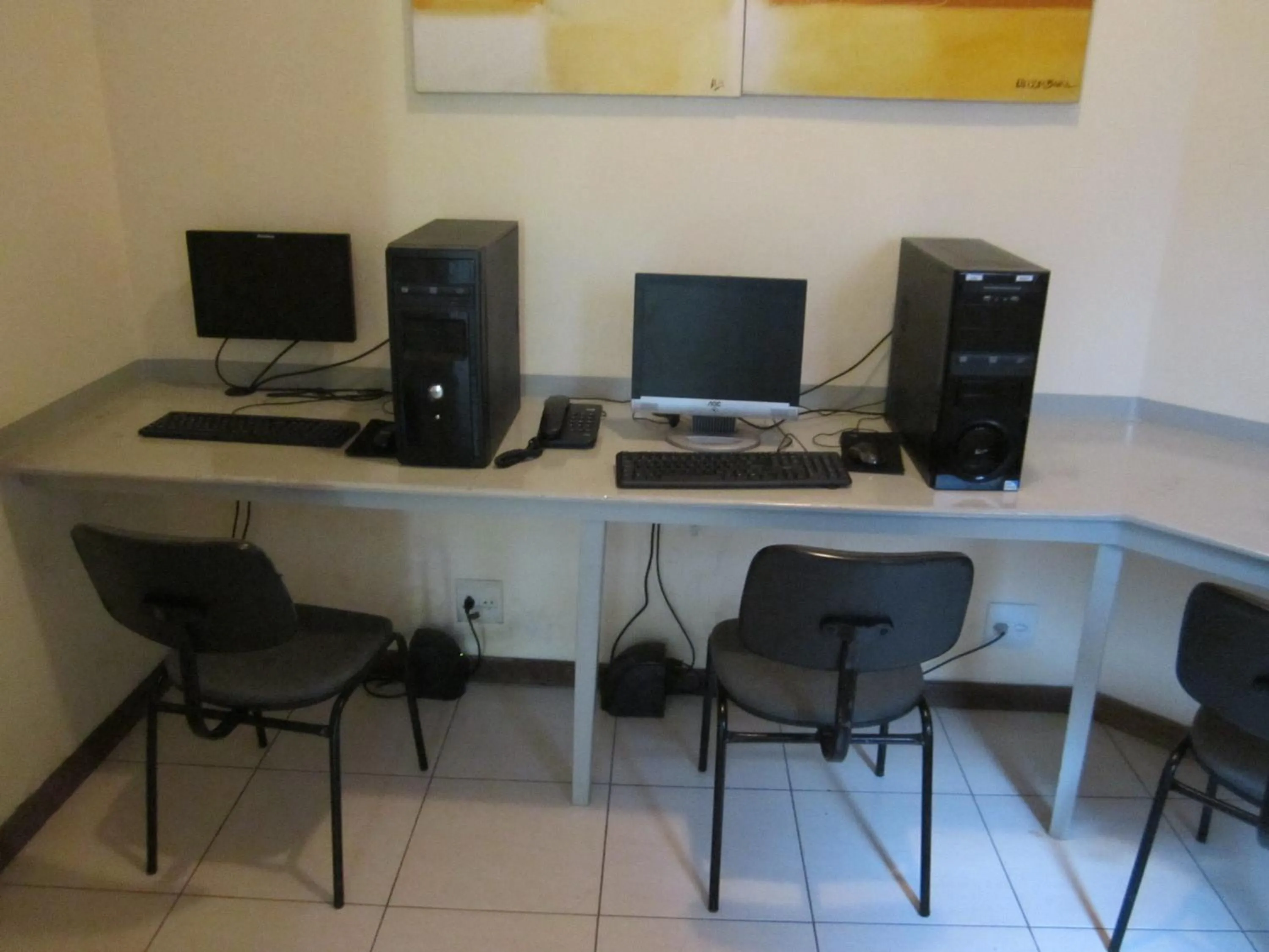 Business facilities in Hotel Carioca