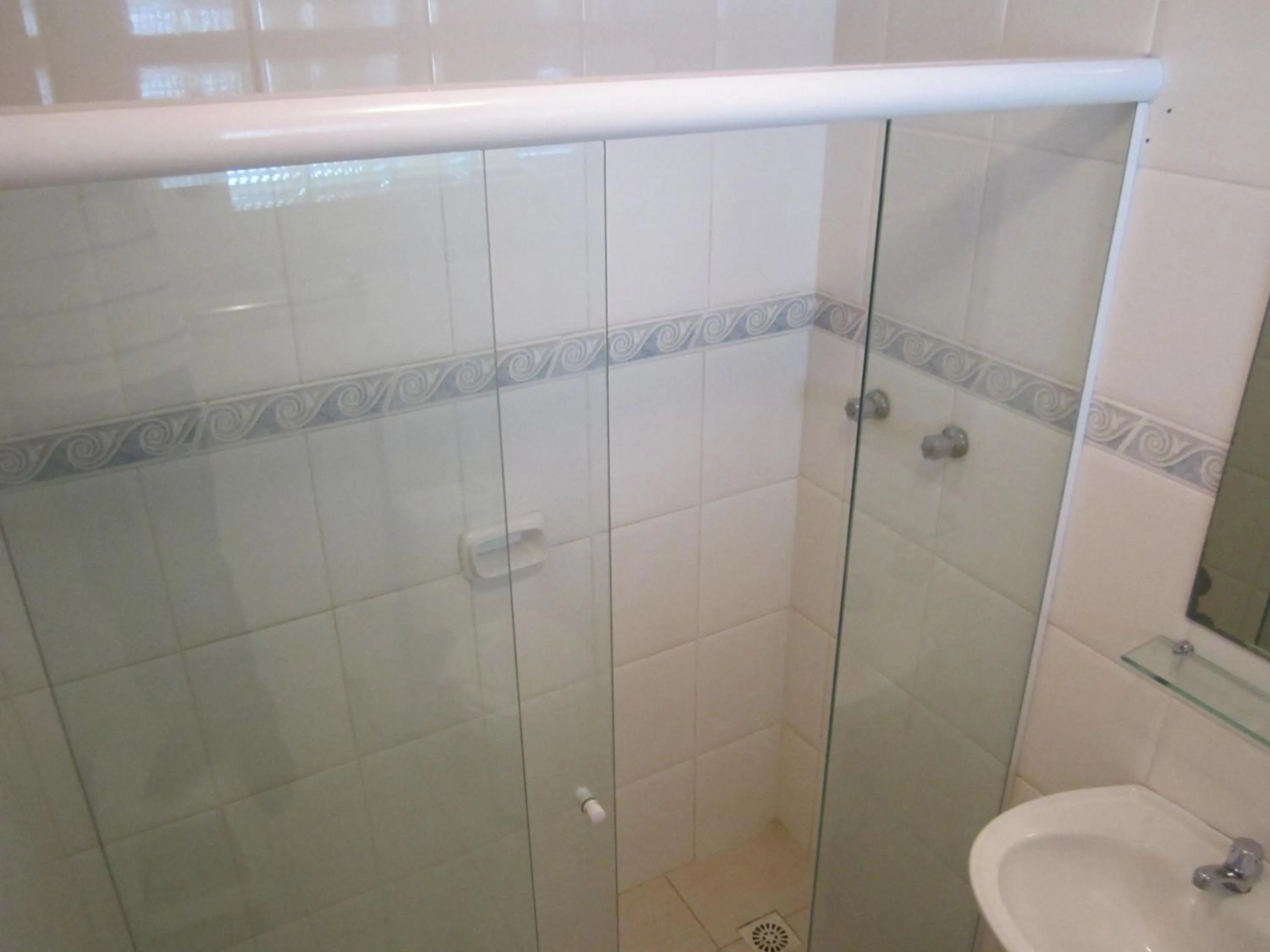 Bathroom in Hotel Carioca