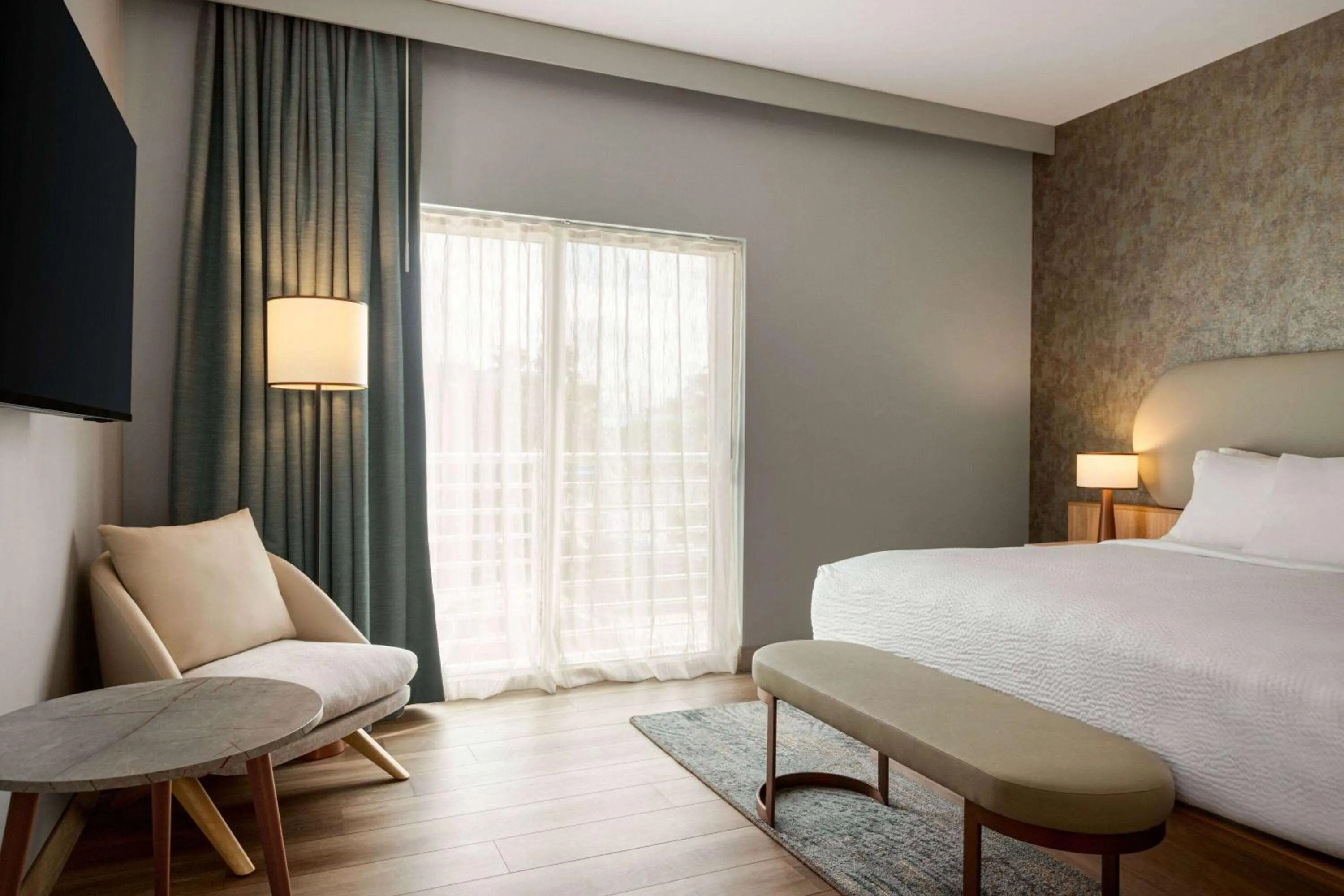 TV and multimedia, Bed in Sea Glass Beach Place, Trademark Collection by Wyndham