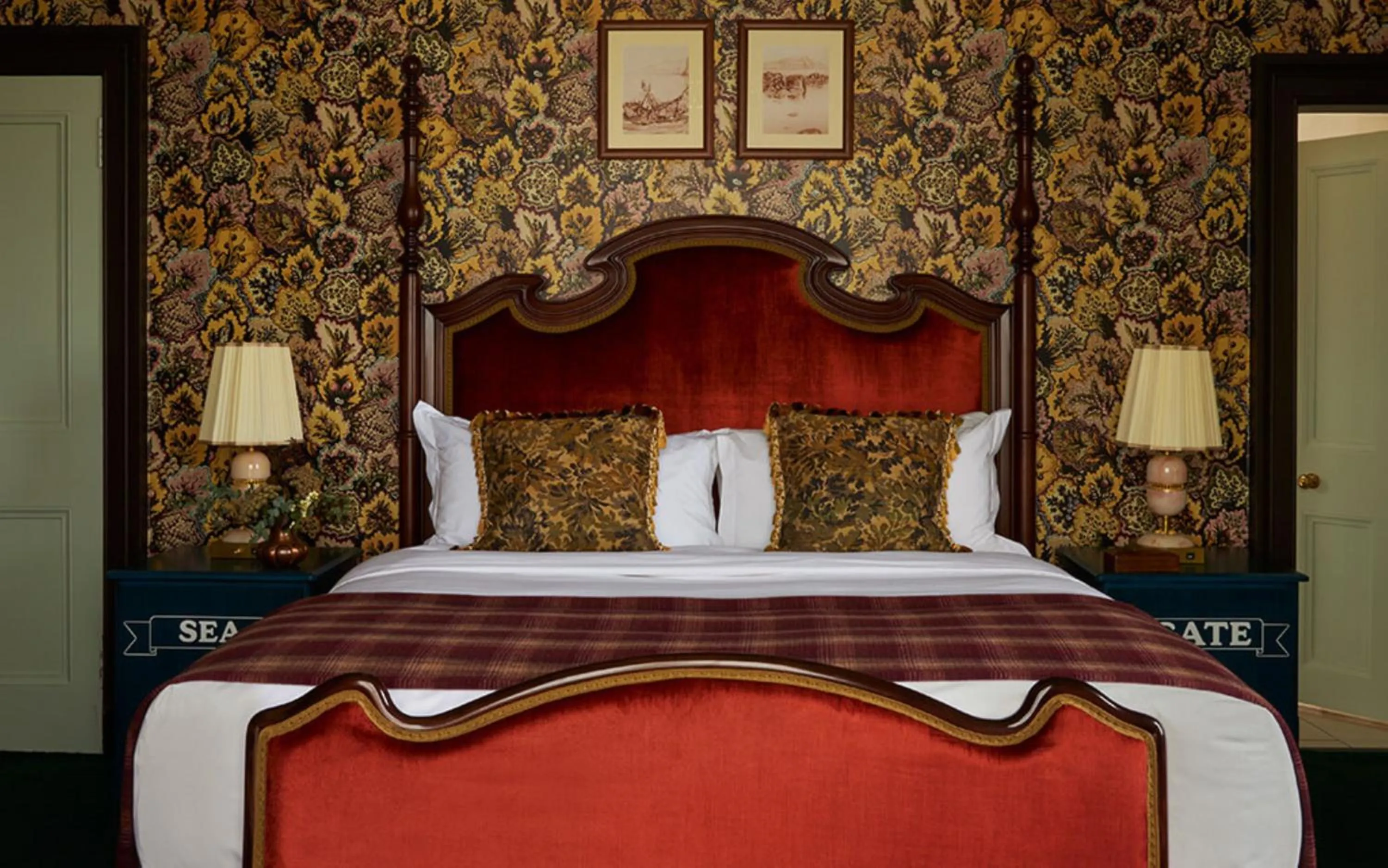 Bed in Marine North Berwick