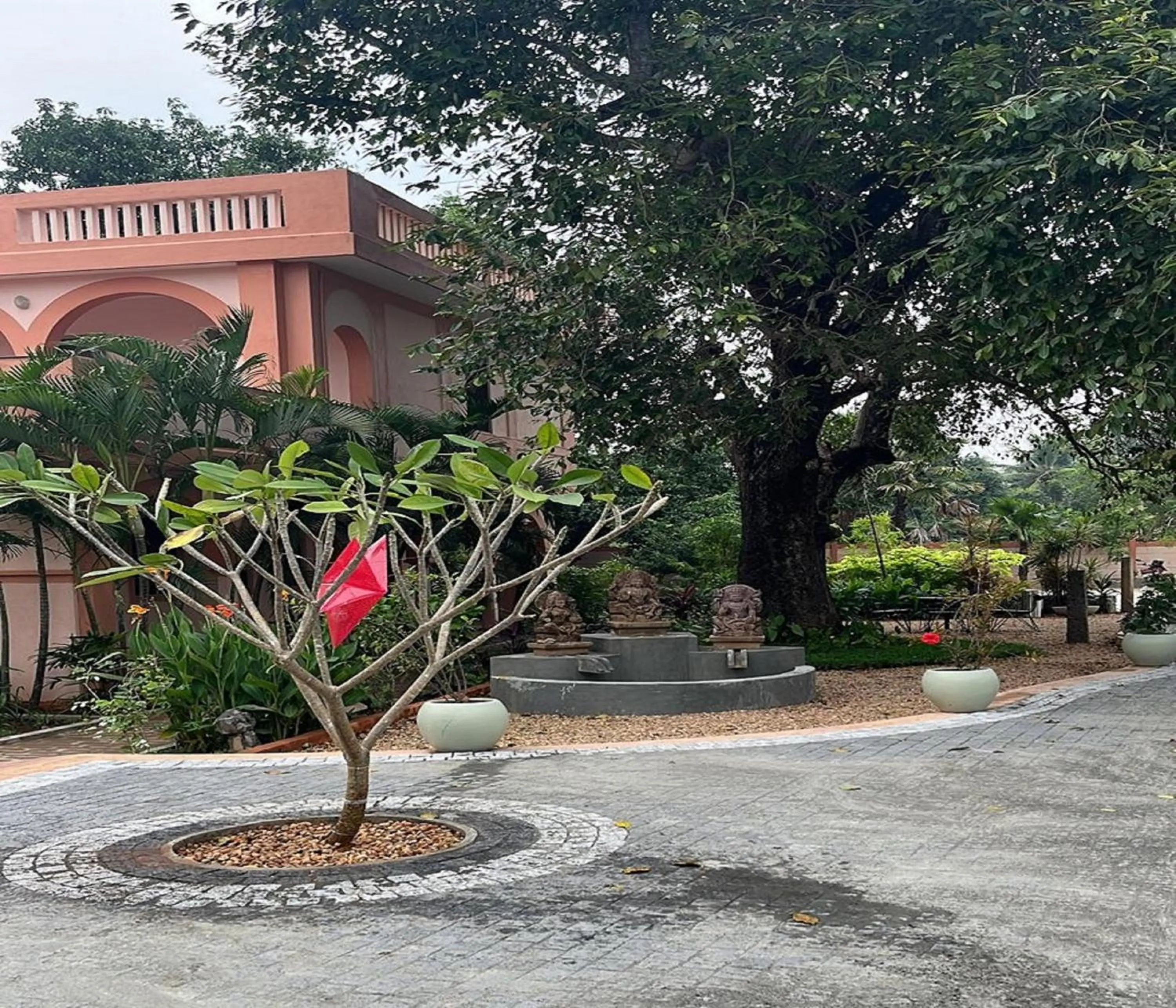 Property building in Mango Hill La Serene Puducherry