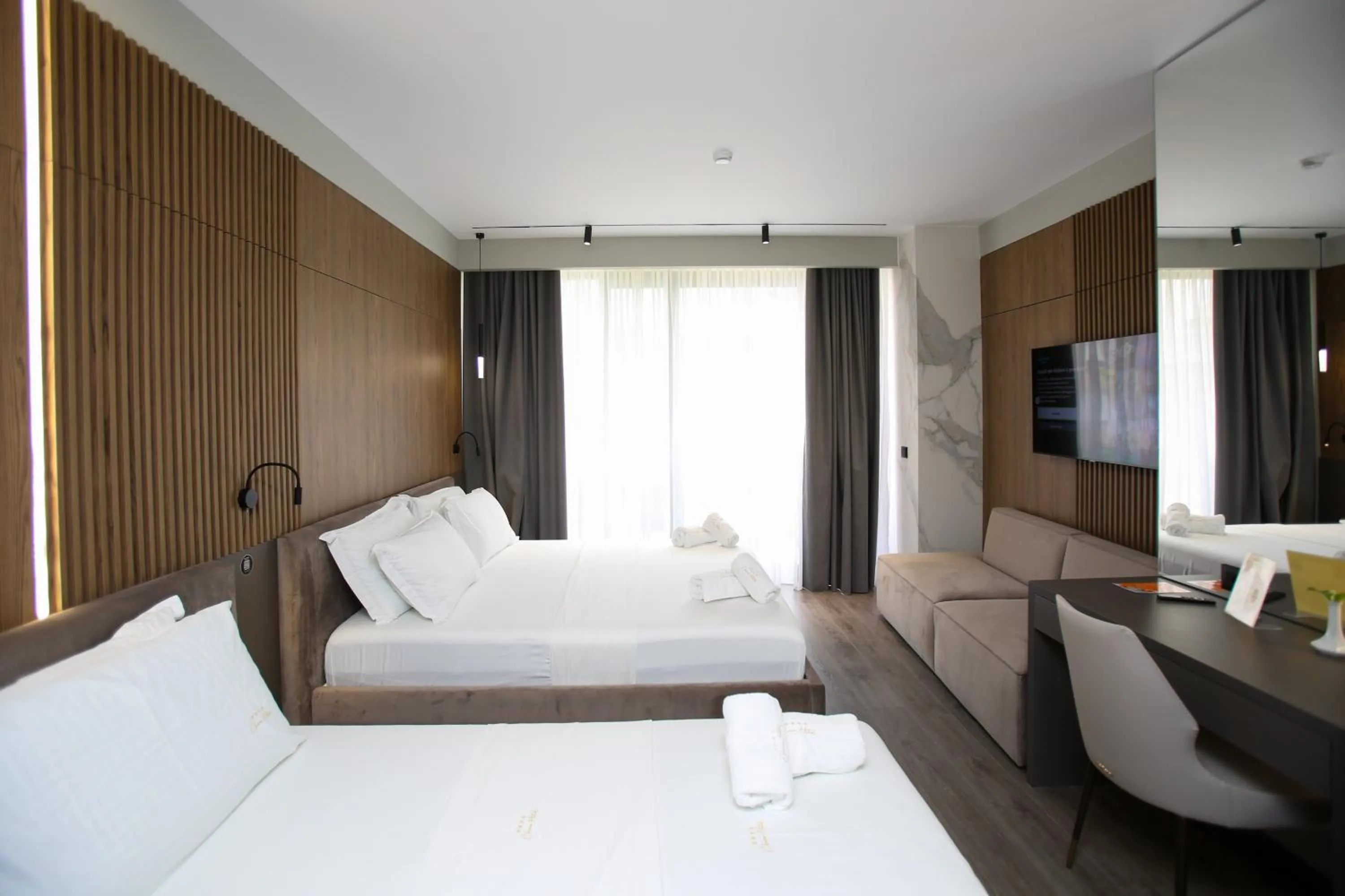 Photo of the whole room, Bed in Charm Hotel