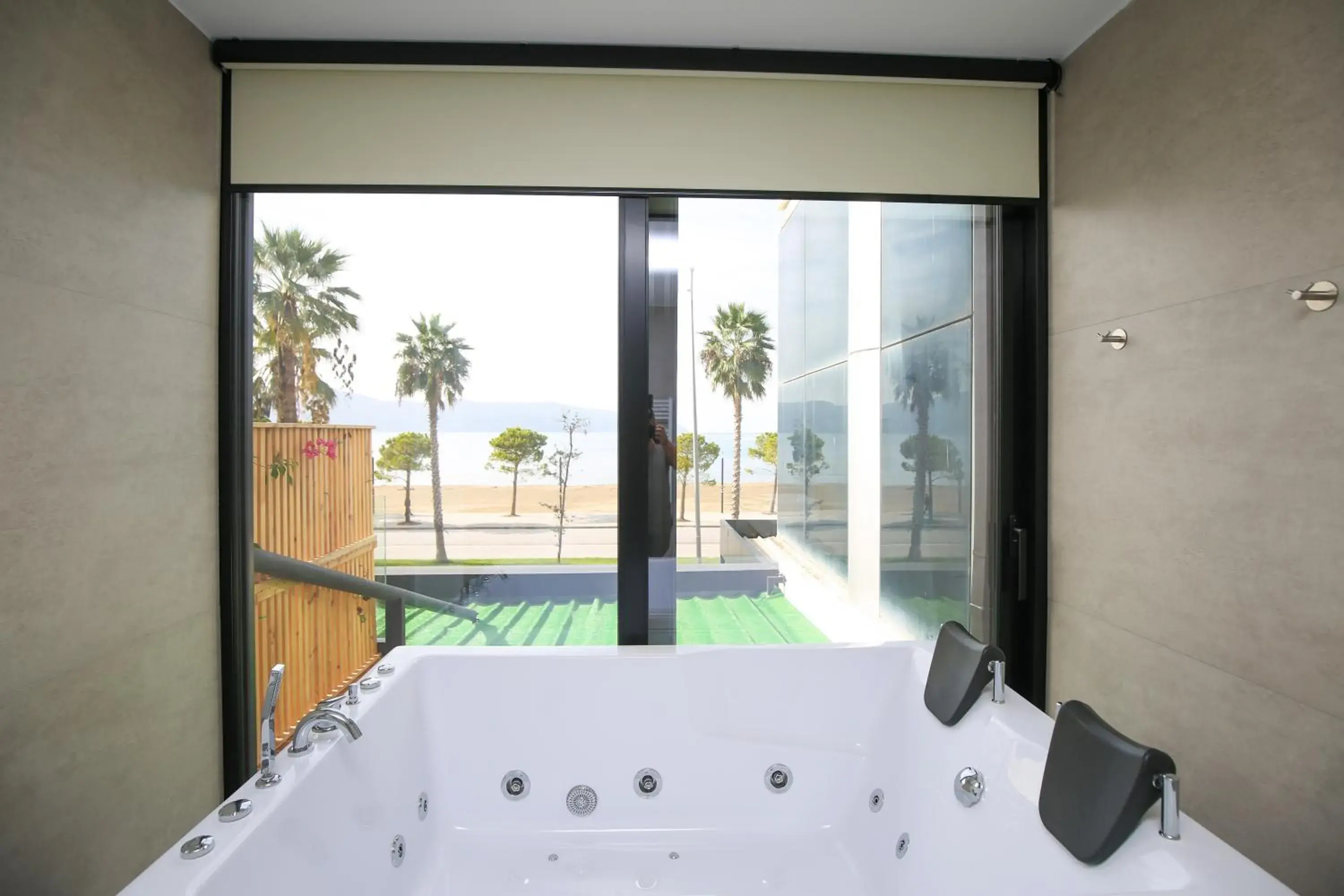 Deluxe Double Room with Balcony and Sea View in Charm Hotel Deluxe Double Room with Balcony and Sea View in Charm Hotel