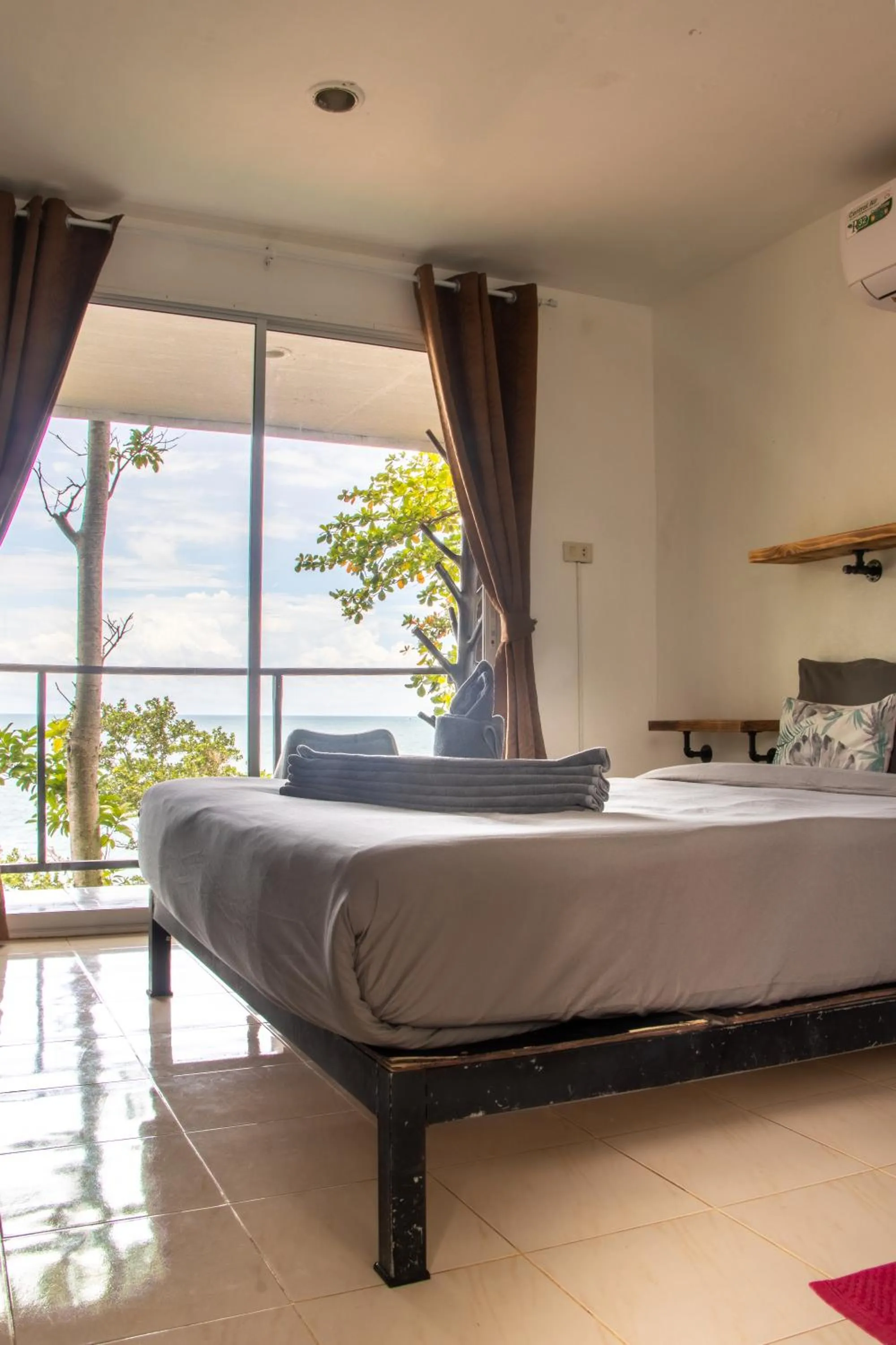 View (from property/room), Bed in Cliff Cottage