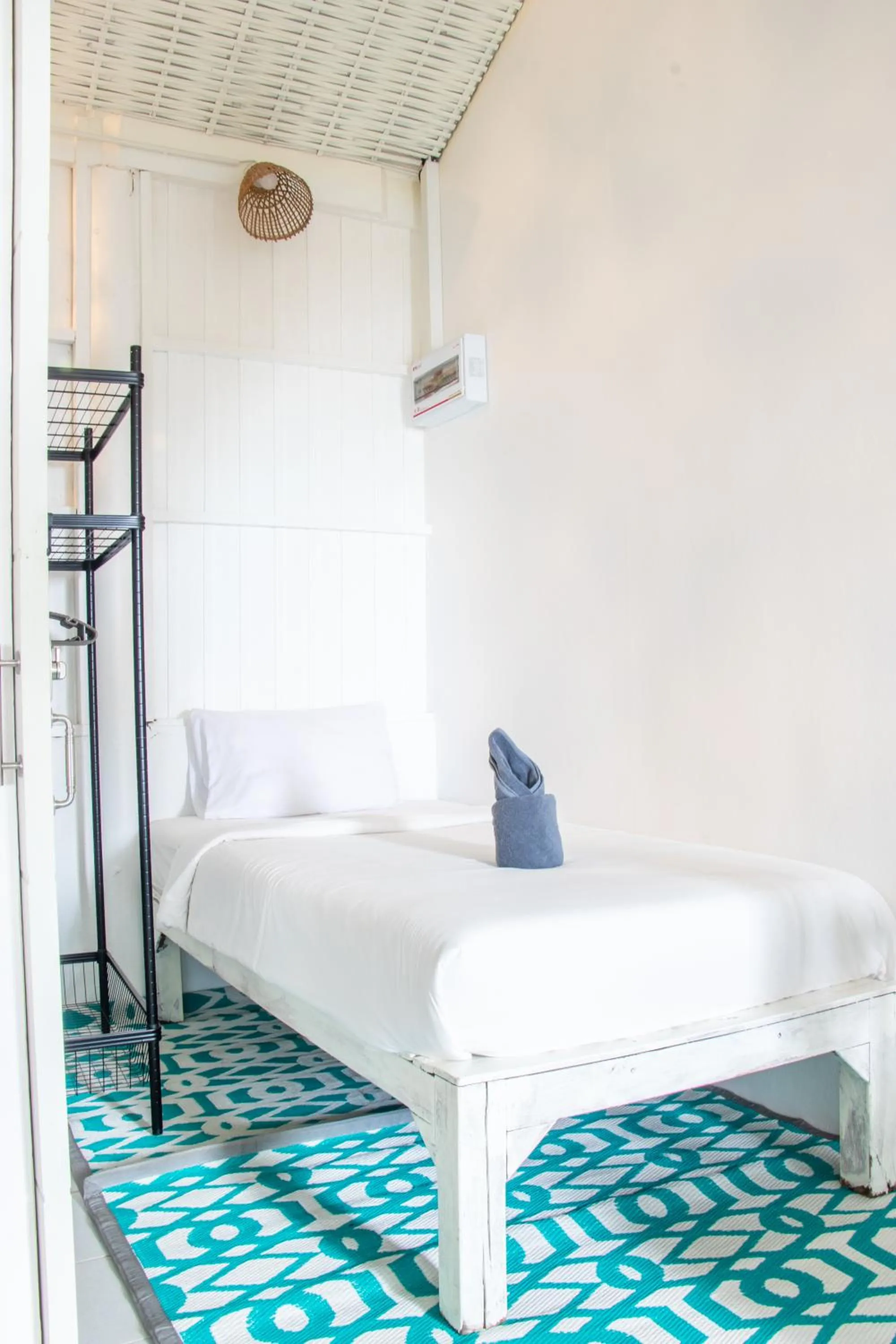 Bed in Cliff Cottage