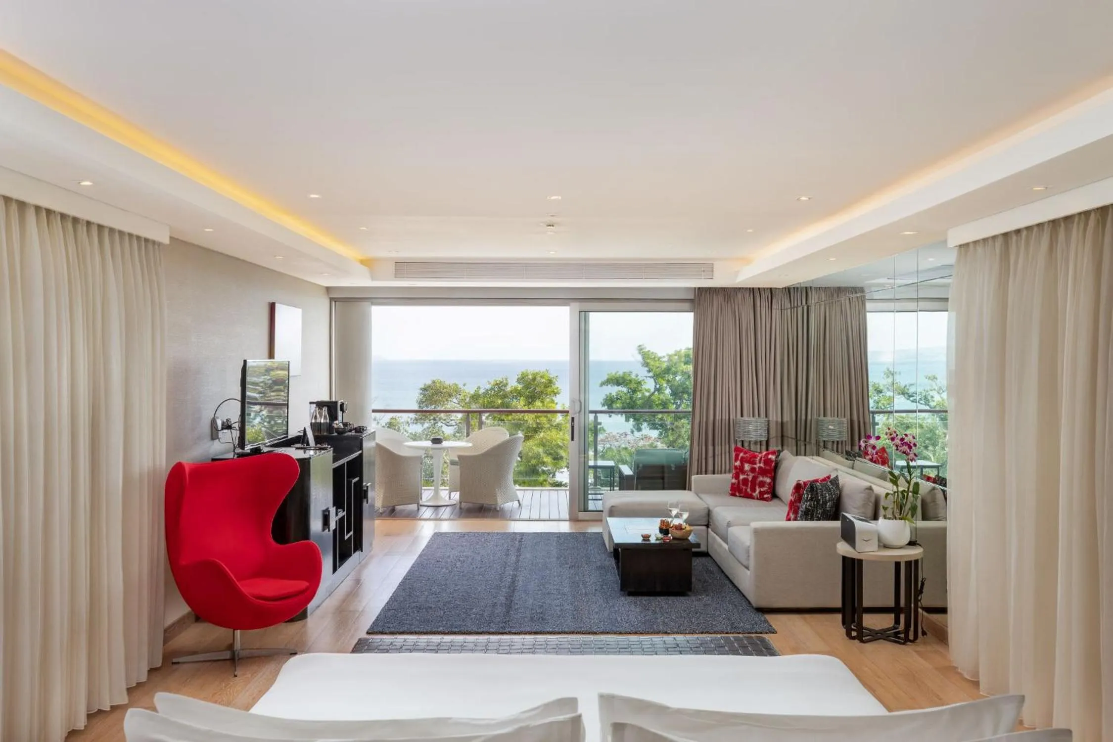 Bed in Double - Six, Luxury Hotel - Seminyak