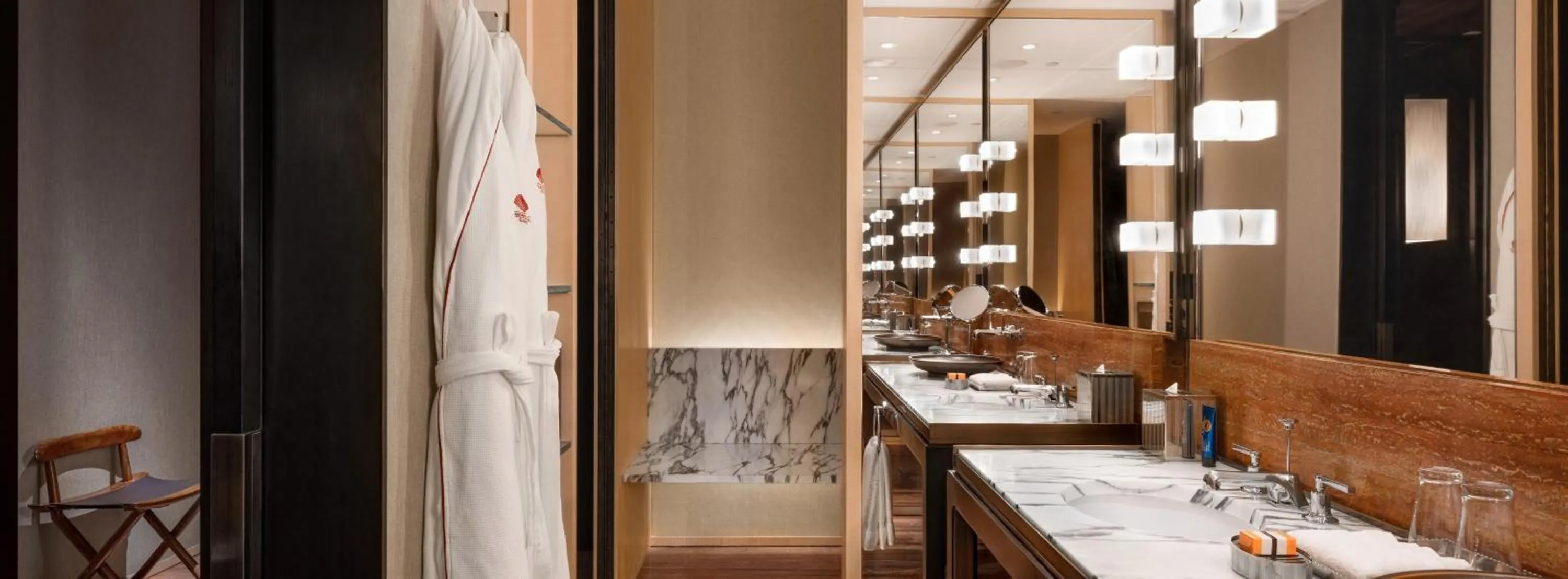 Bathroom in Mandarin Oriental, Guangzhou