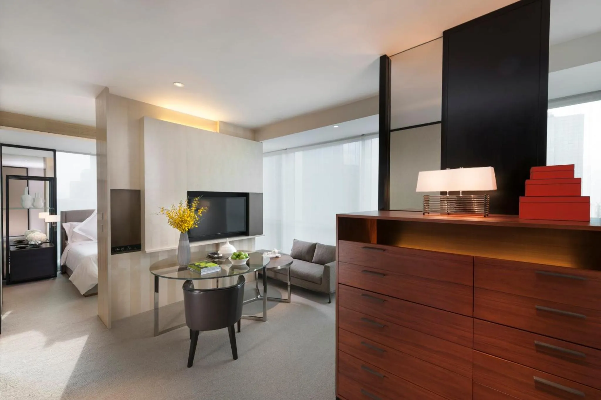 Bedroom in Mandarin Oriental, Guangzhou
