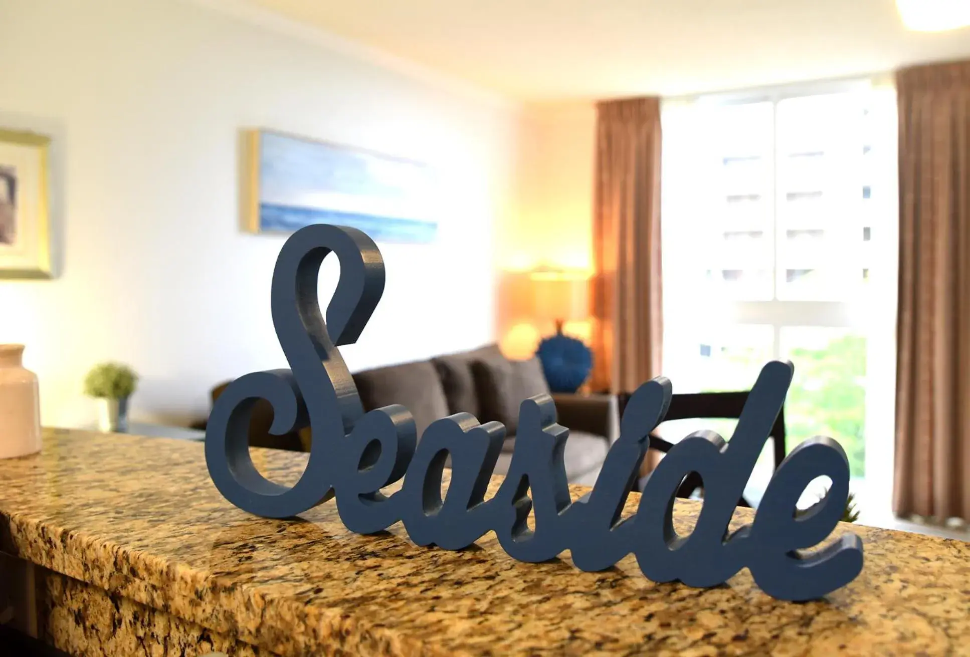 Apartment in Relaxing Condo Hotel In The Grove, Free Parking Apartment in Relaxing Condo Hotel In The Grove, Free Parking