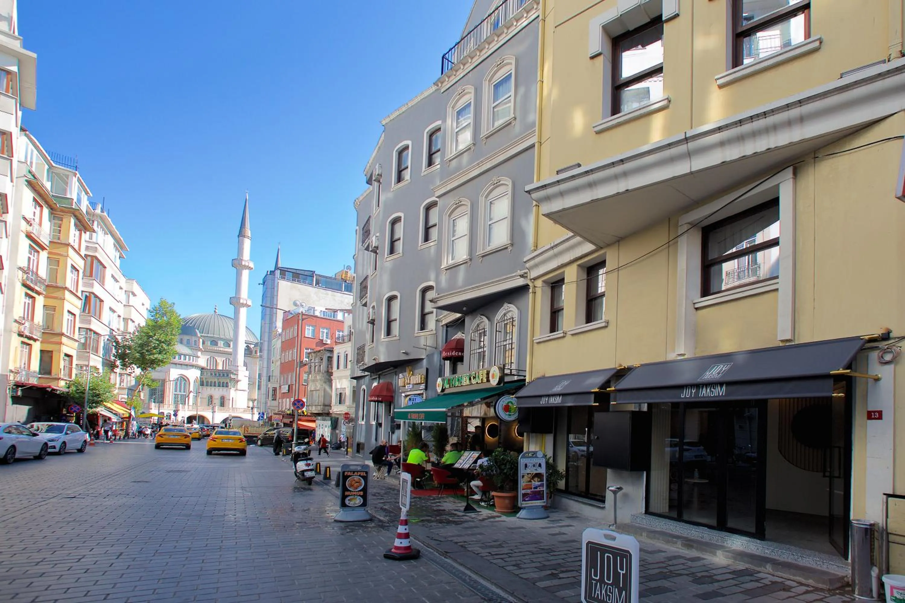 Property building in Joy Taksim
