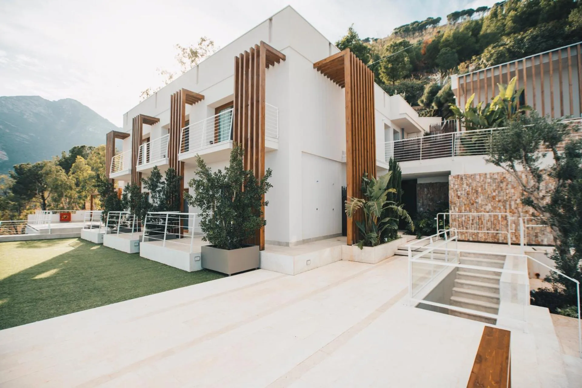 Property building in Hotel Belvedere Resort