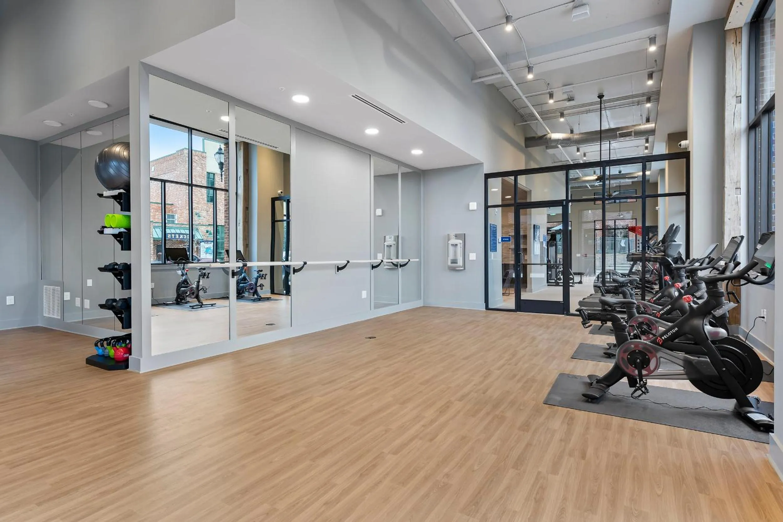 Fitness centre/facilities in Mint House Greenville - West End