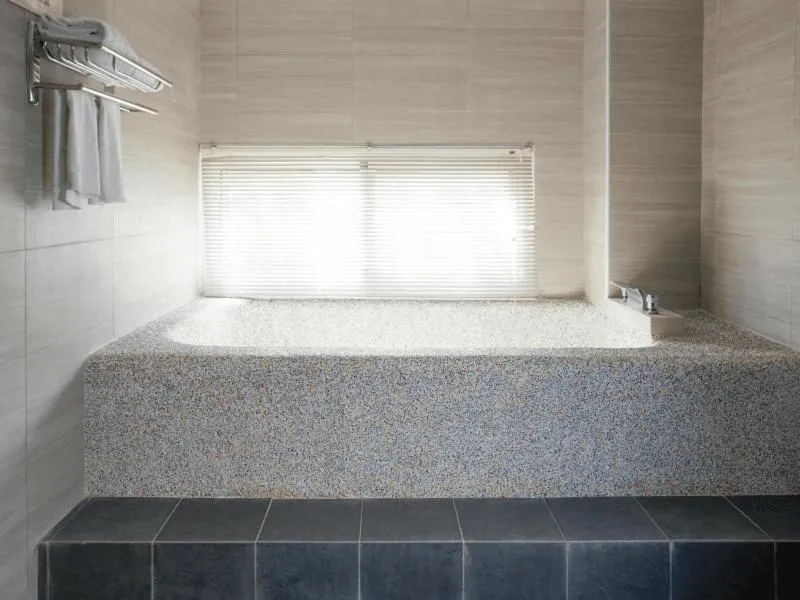 Bathroom in Dan Lee Inn