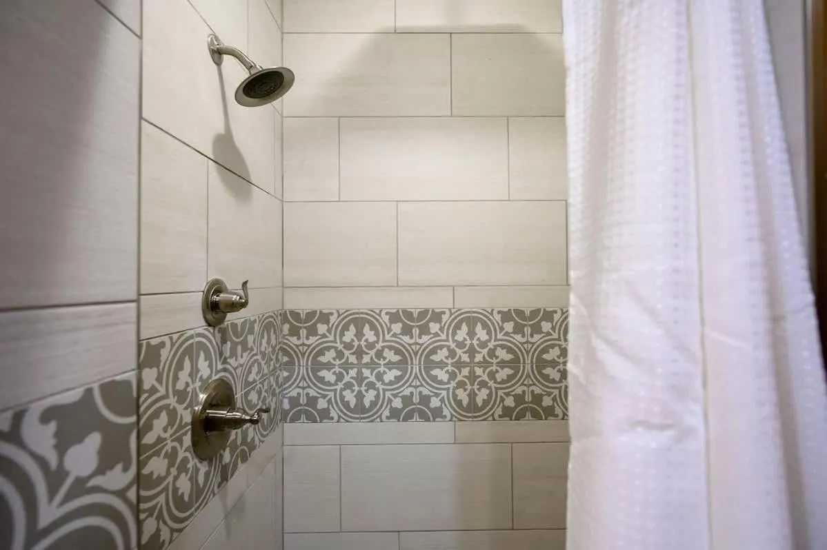 Massive Hochatown Lodge W Spa, Basketball & More