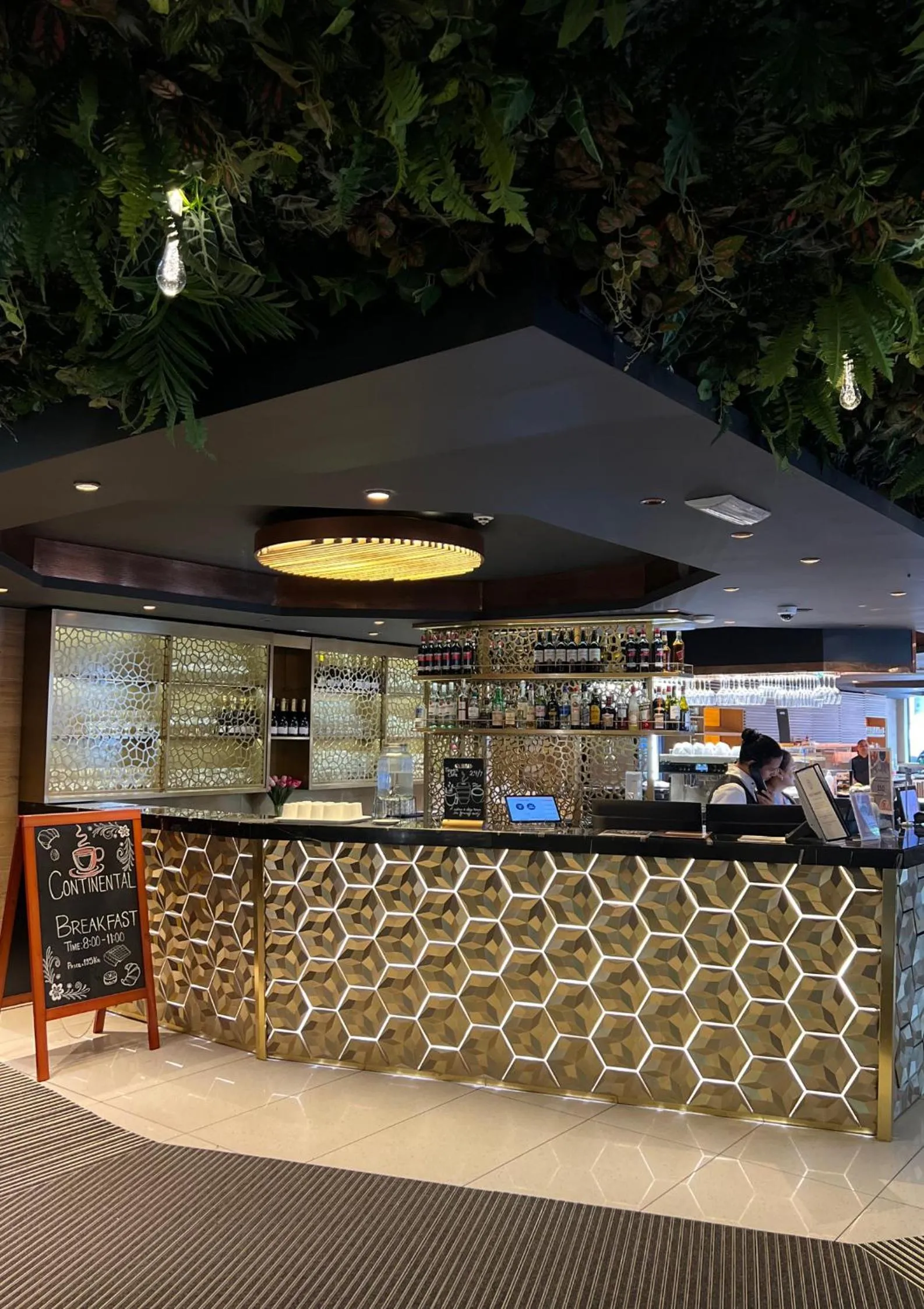 Lounge or bar in Super Stay Hotel, Oslo