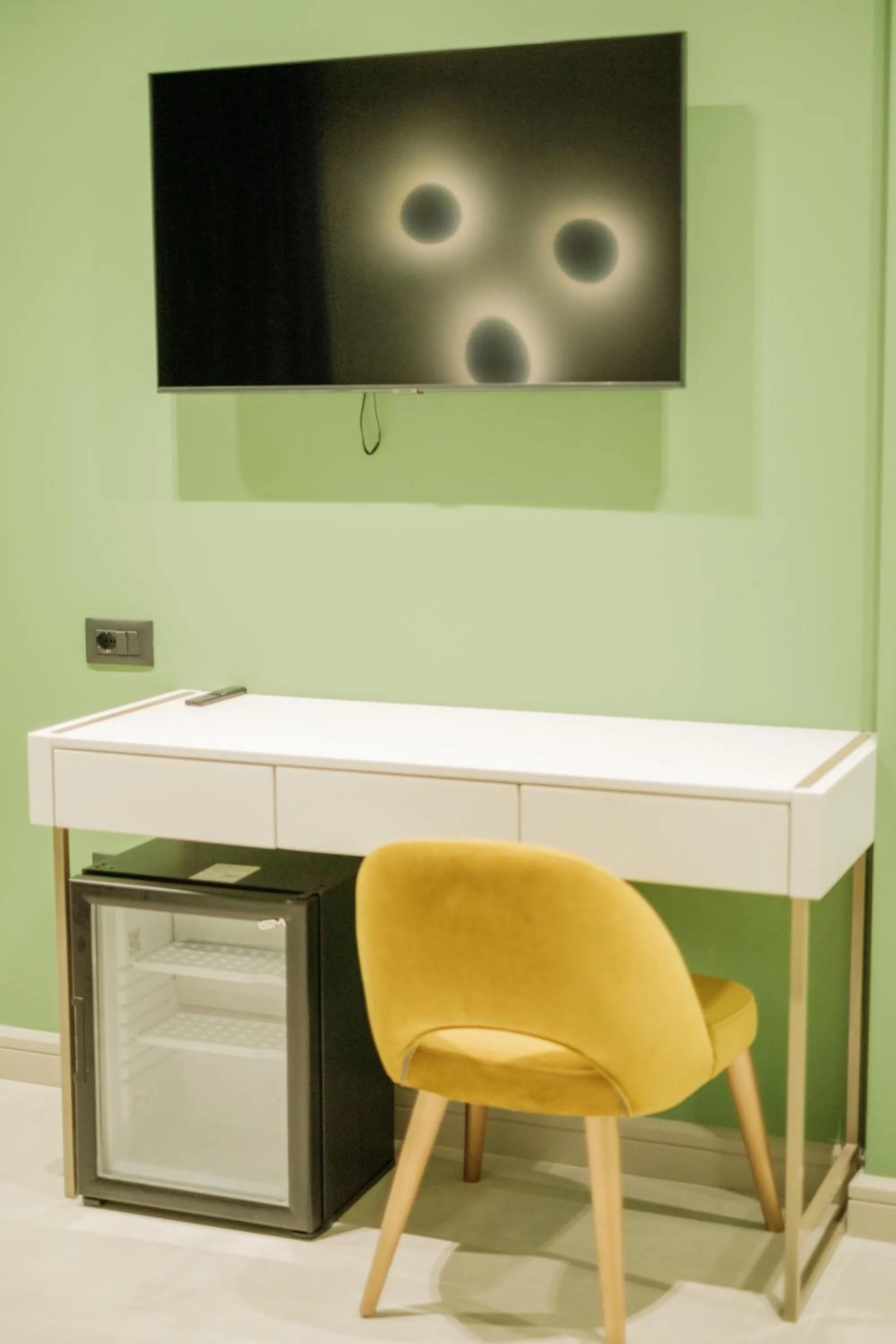 TV and multimedia in Comfort Suites