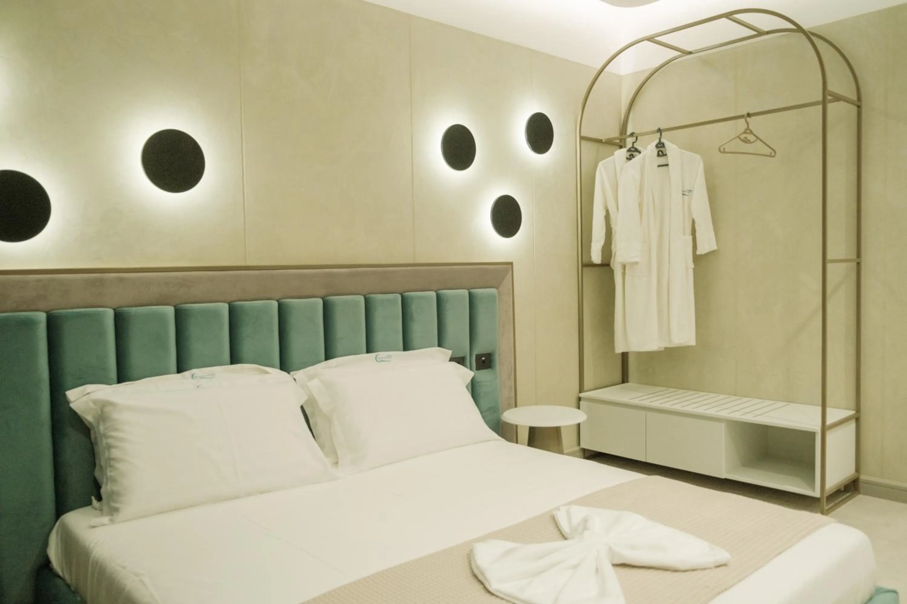 Bed in Comfort Suites