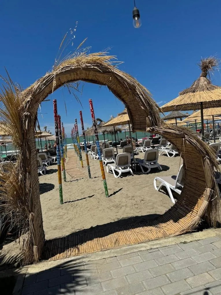 Day in Comfort Suites