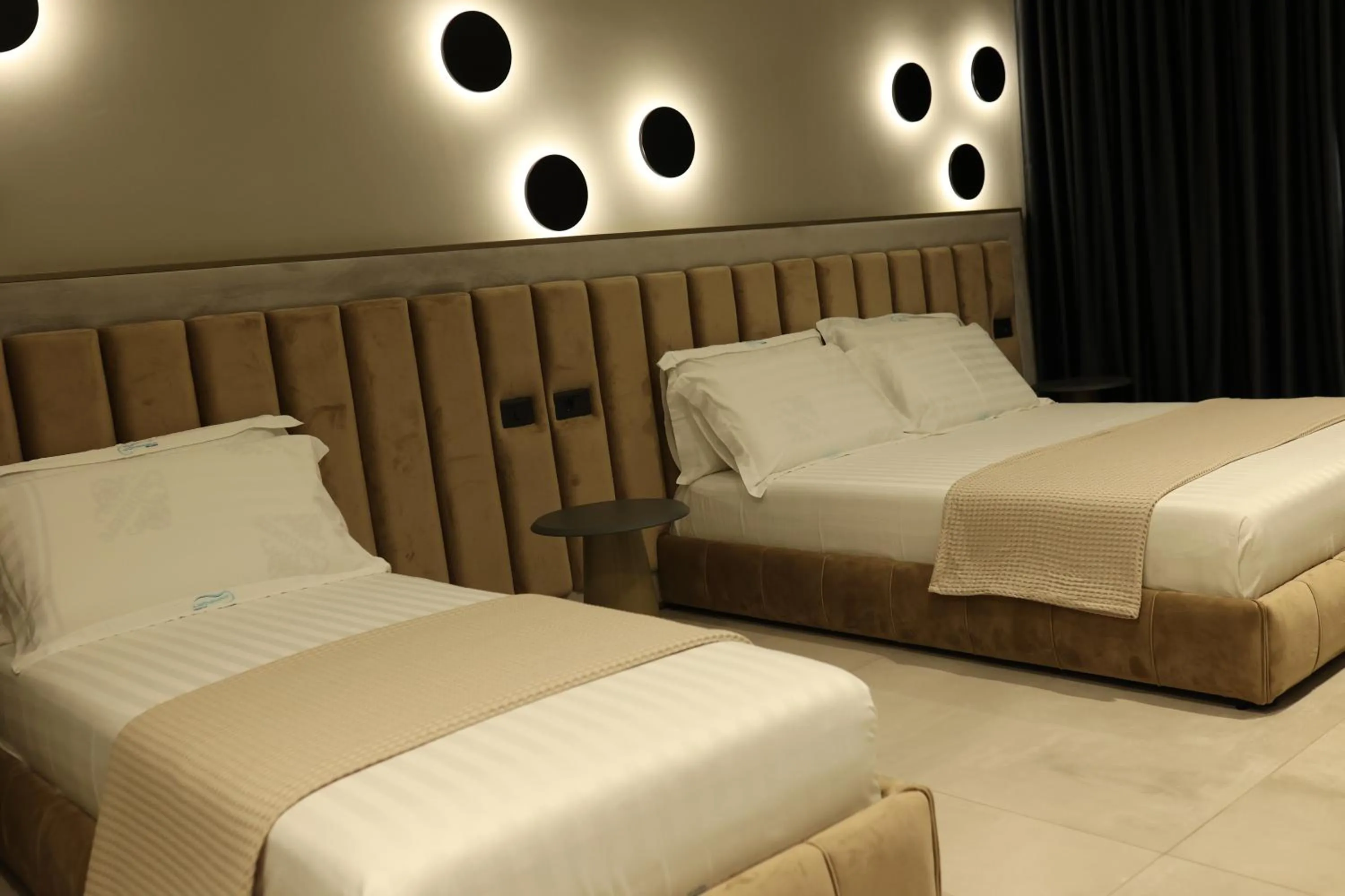 Bed in Comfort Suites