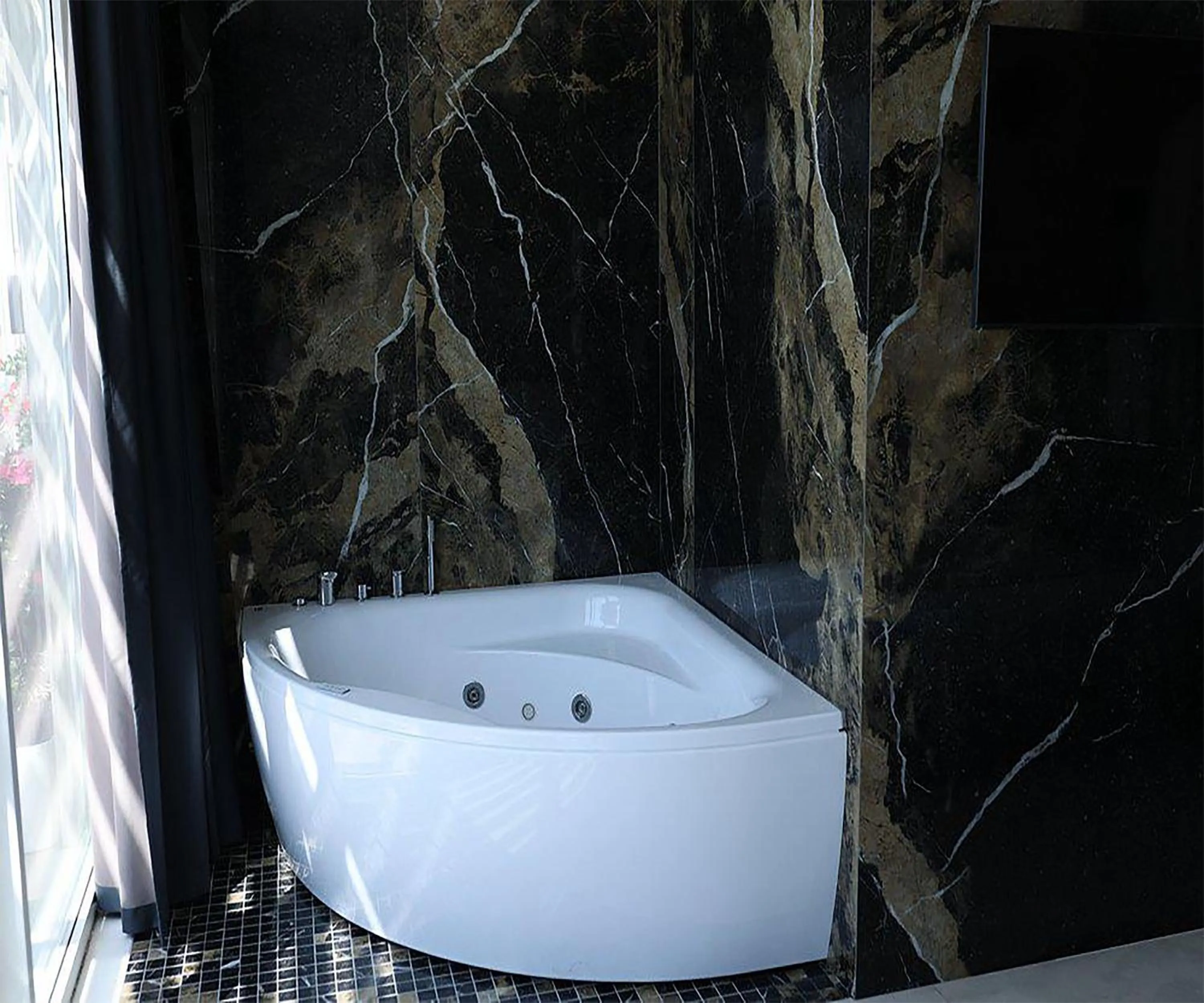 Bathroom in Comfort Suites