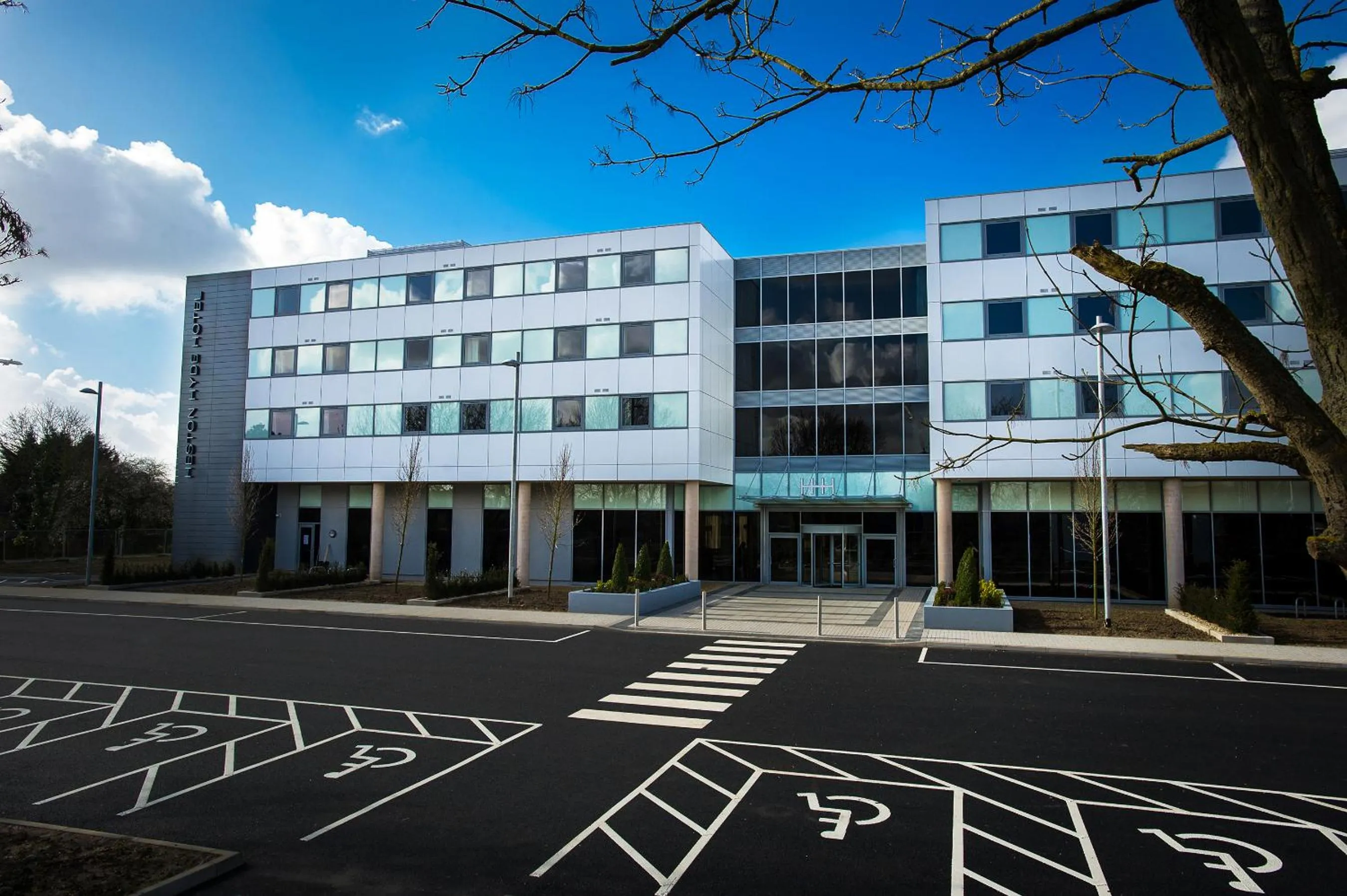 Facade/entrance in Heston Hyde Hotel