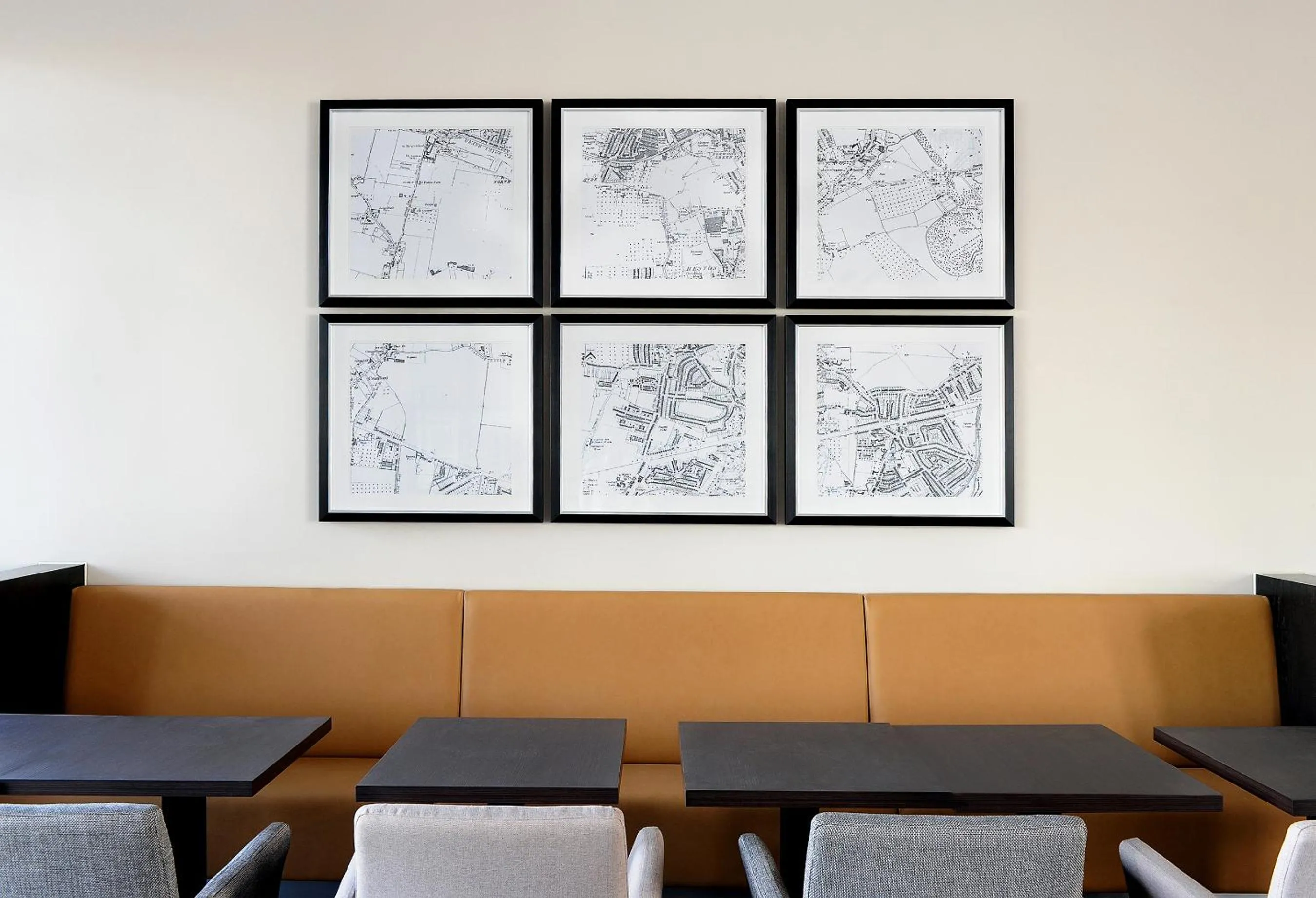 Lounge or bar in Heston Hyde Hotel