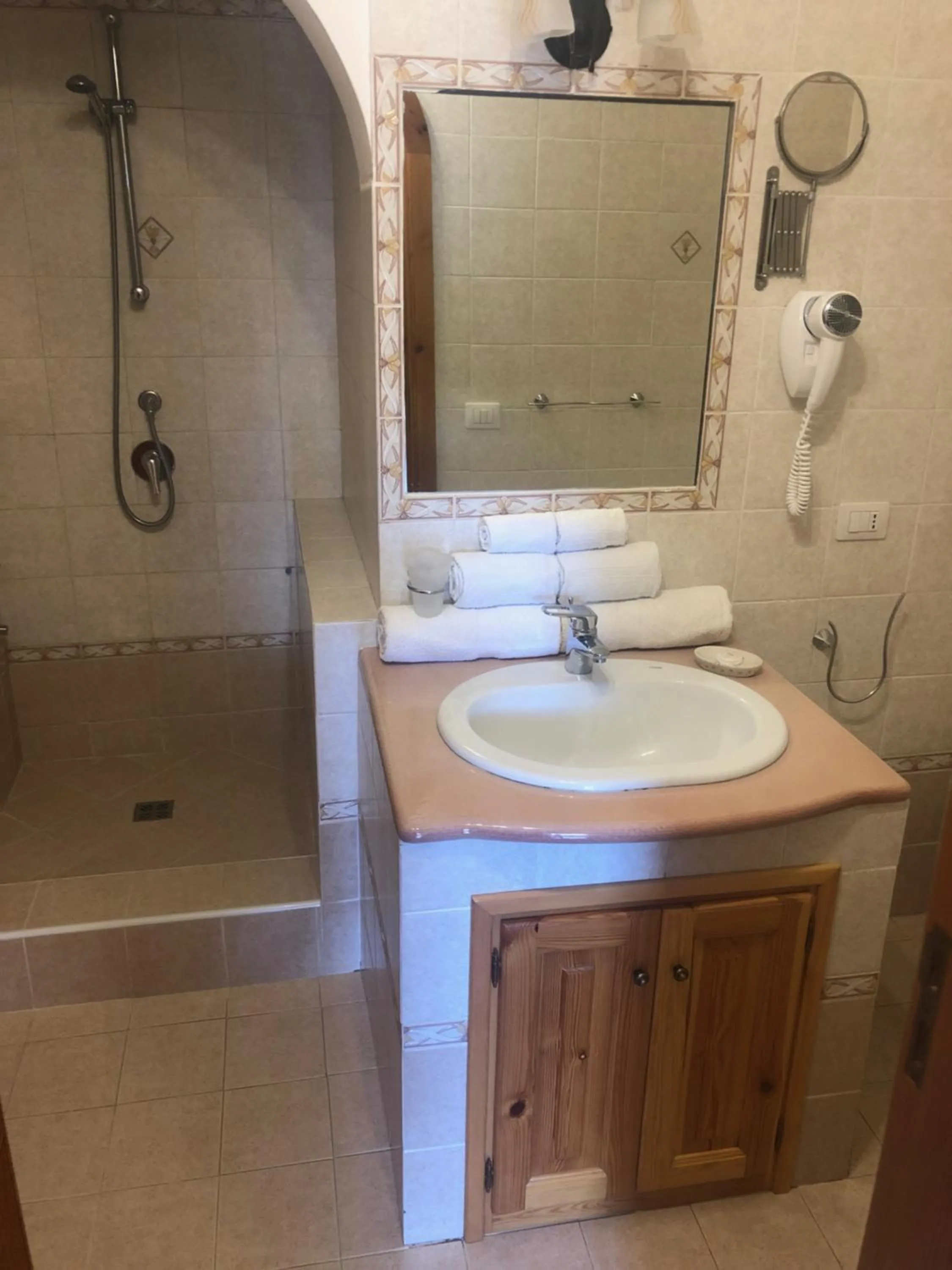 Shower in B&B da Luca