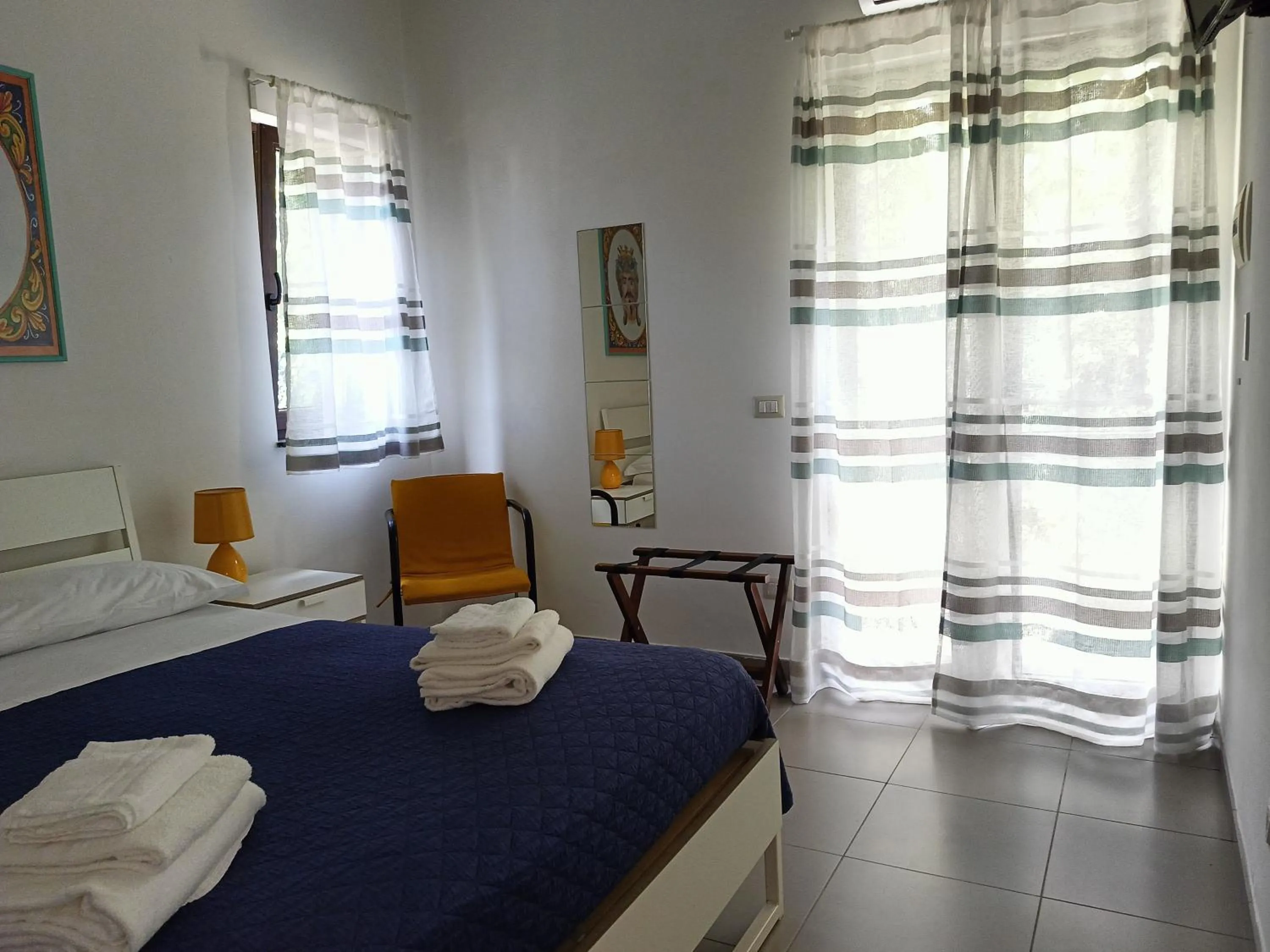 Photo of the whole room in La Casa A Mare B&B