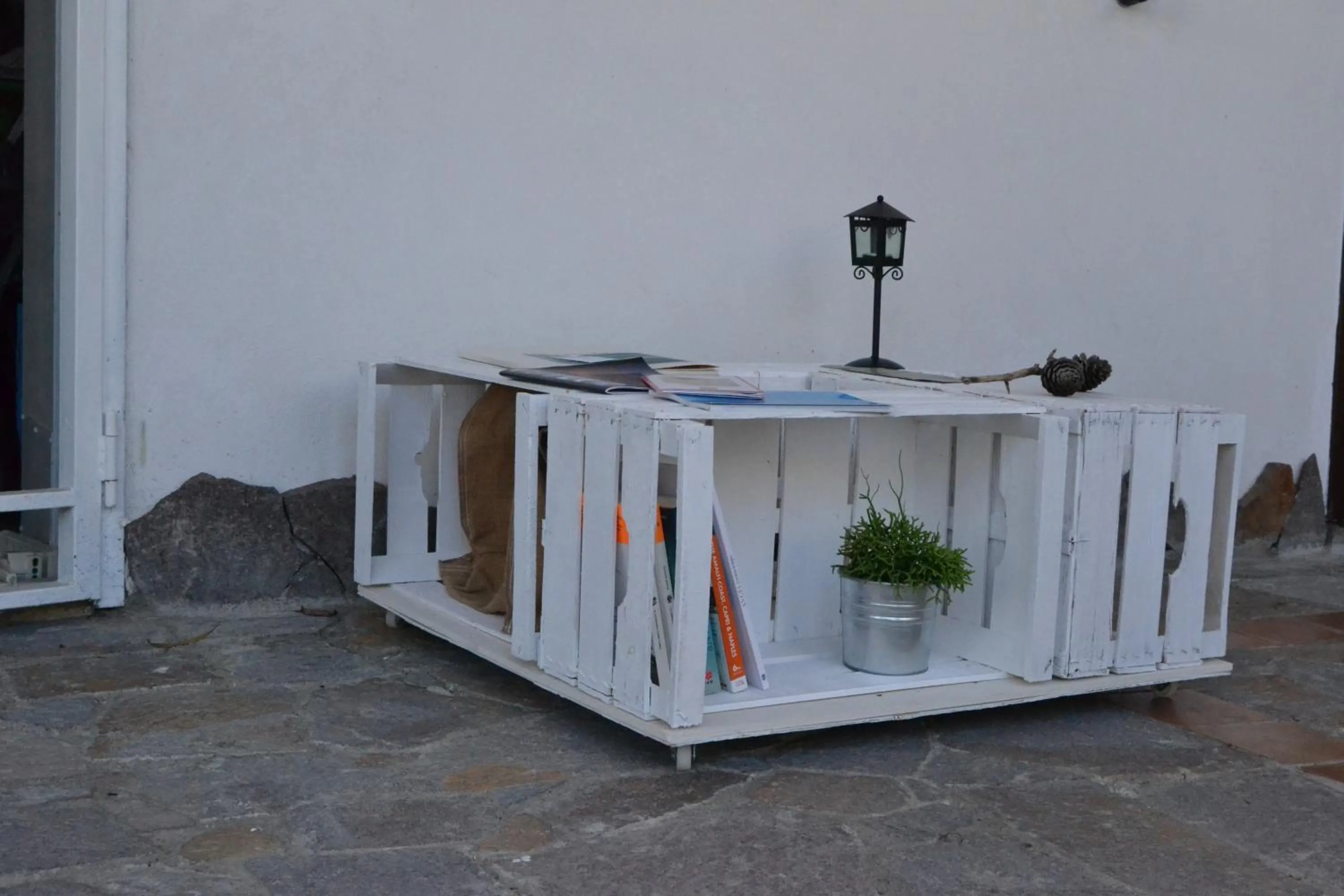 Decorative detail in La Casa A Mare B&B