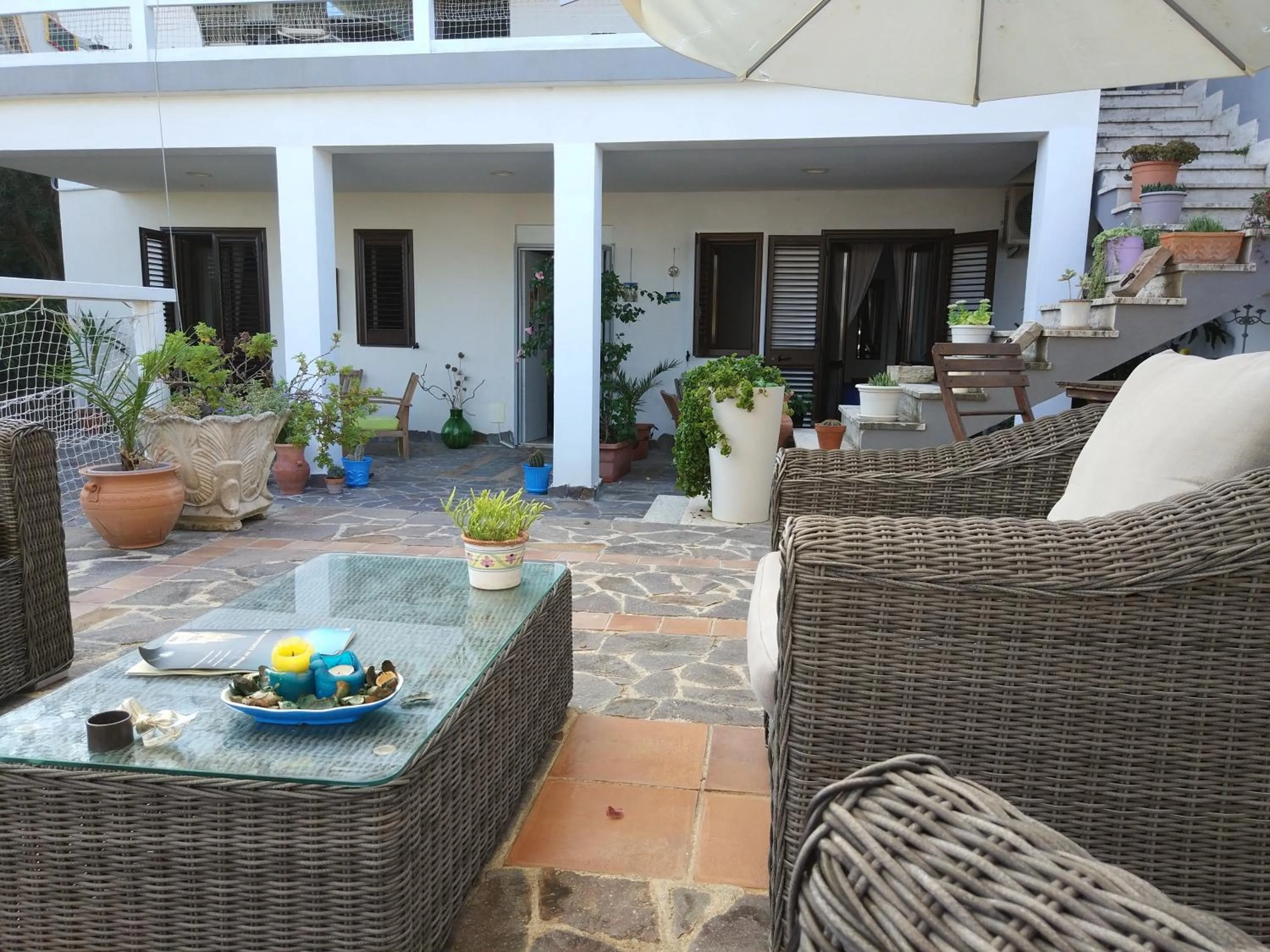 Patio in La Casa A Mare B&B