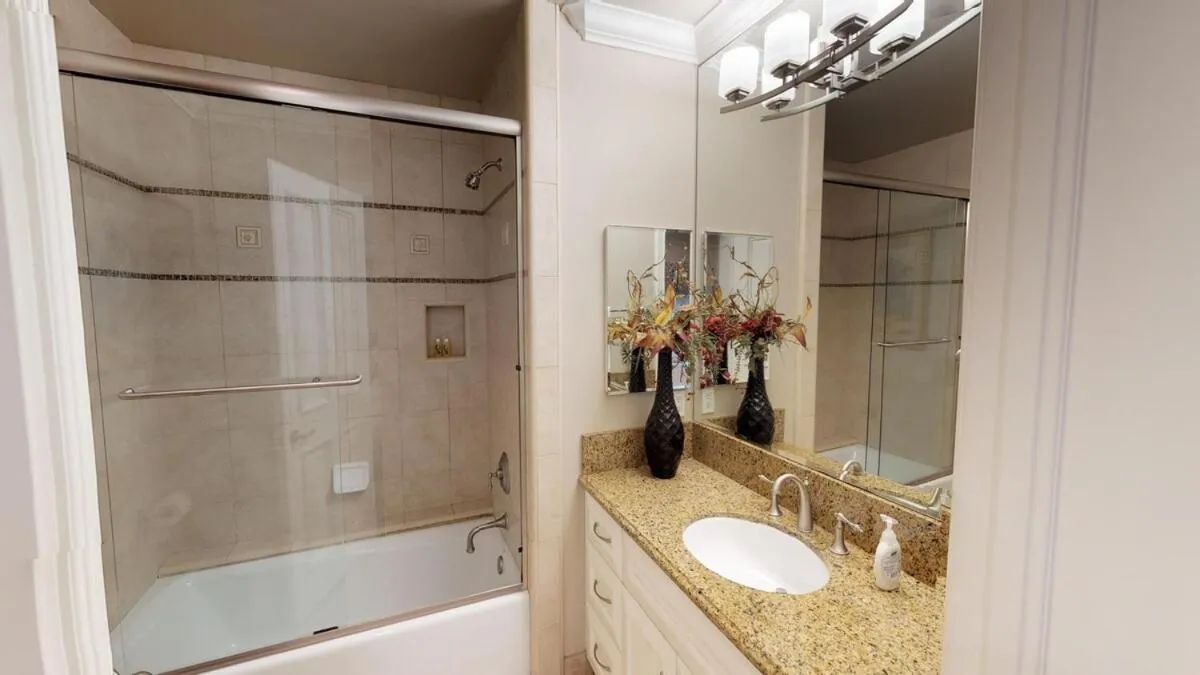 3 Bedroom 2 Bath Beachfront Home