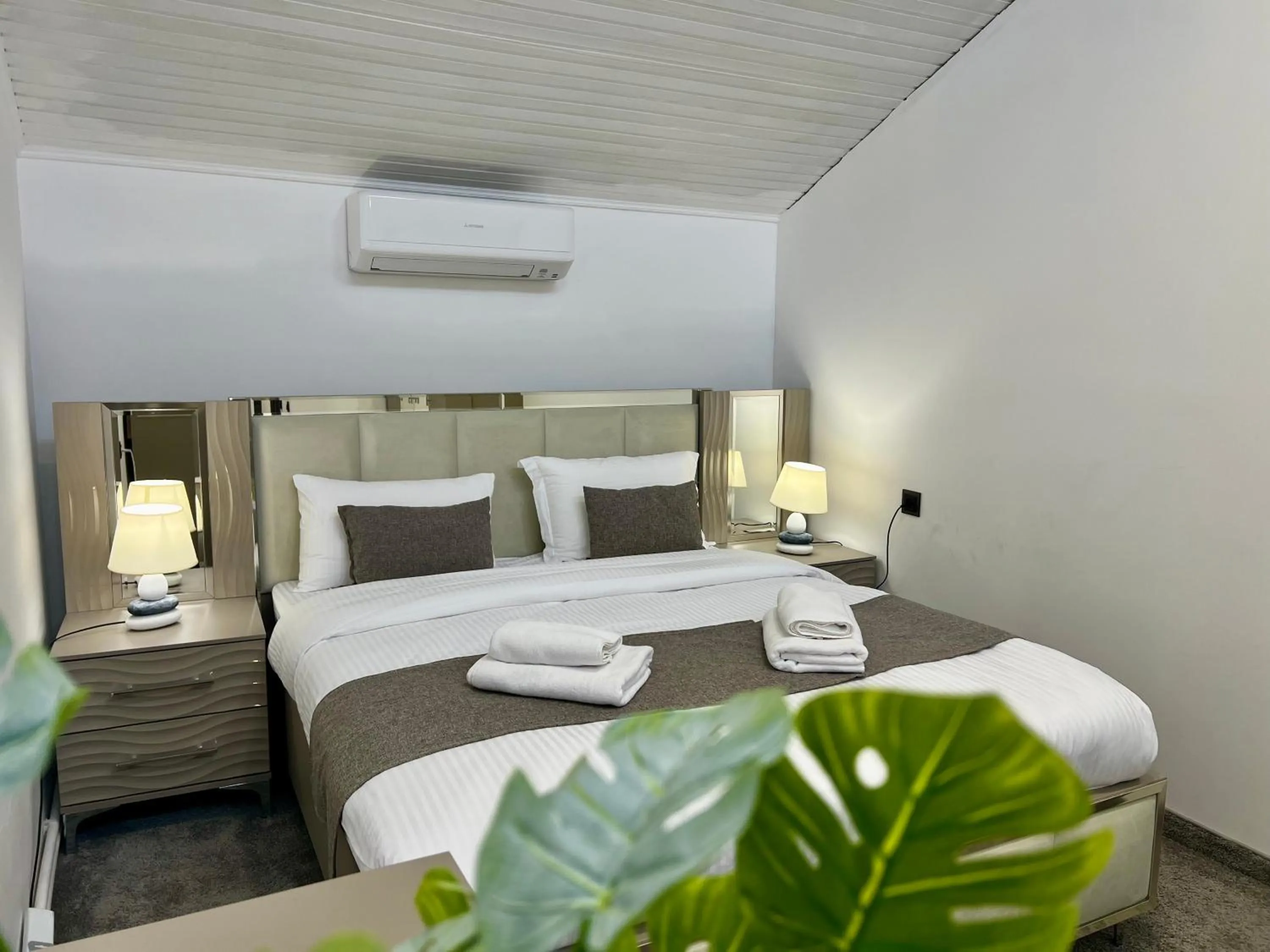 Family Room with Private Bathroom in MANSION HOTEL YEREVAN