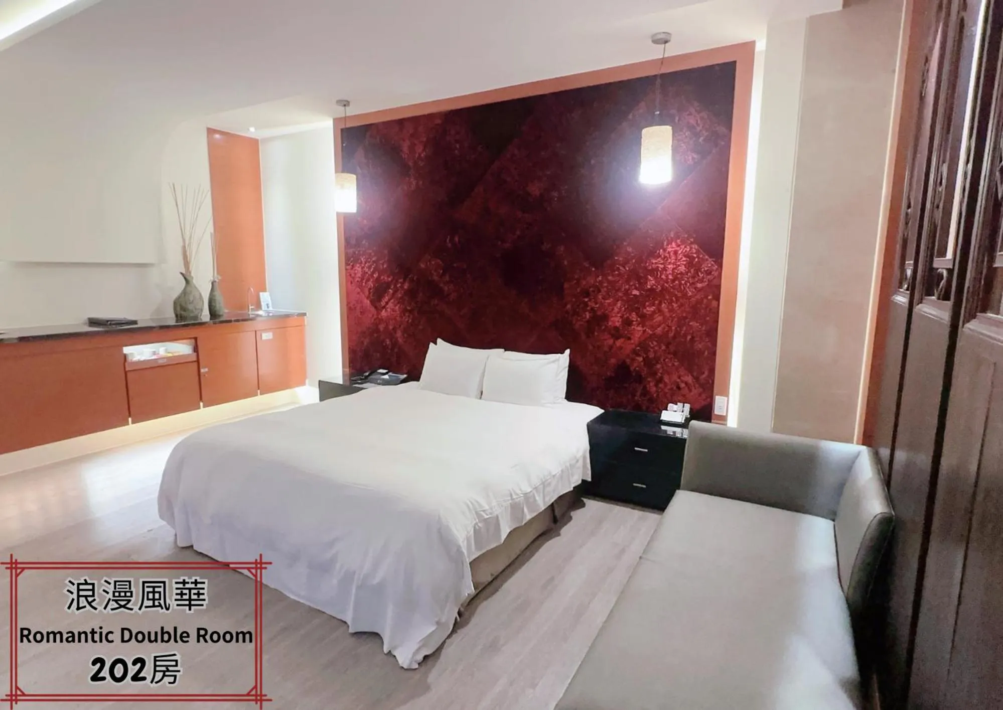 Standard Double Room in Orient Luxury Villa Motel