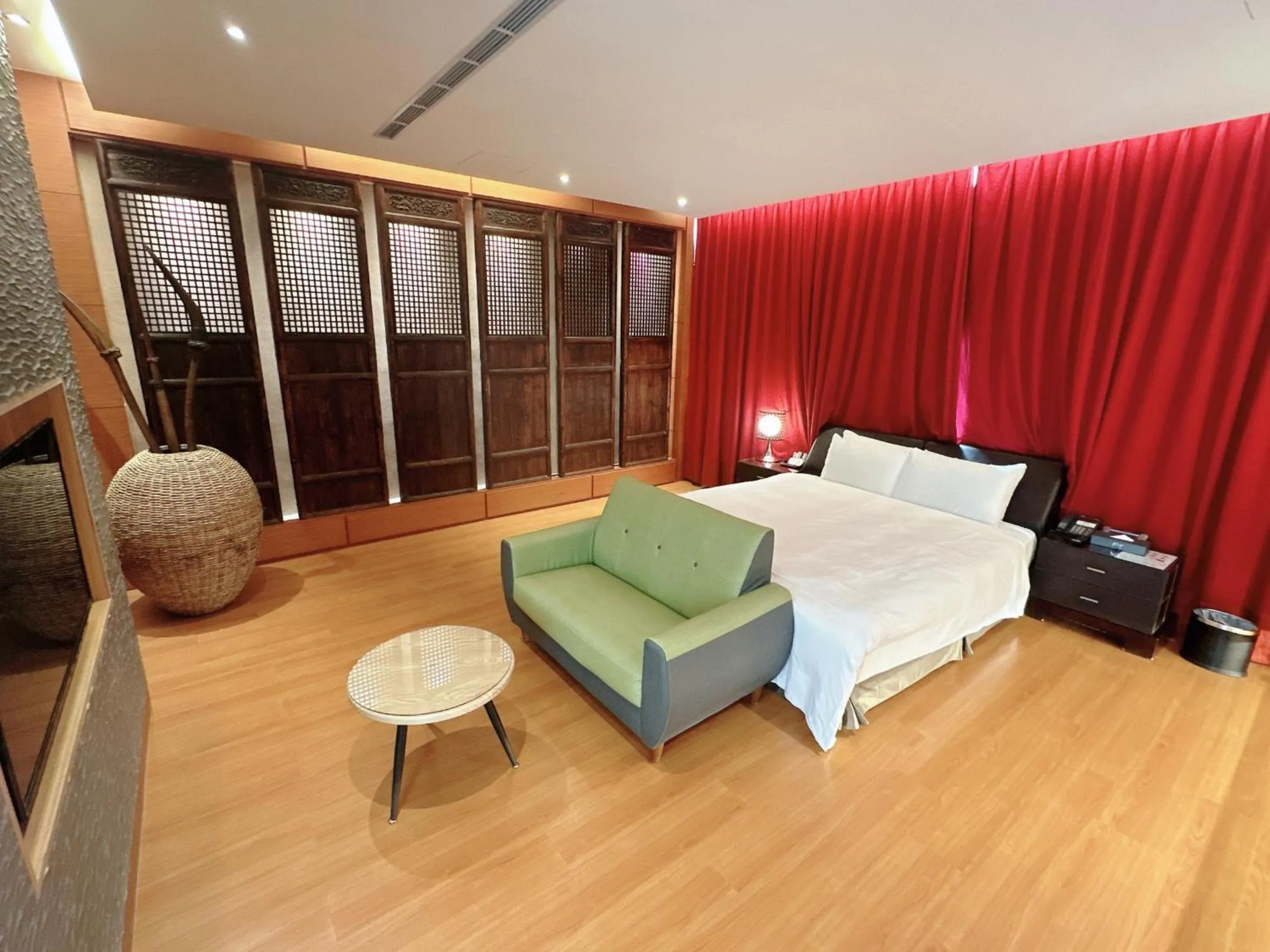 Bedroom in Orient Luxury Villa Motel